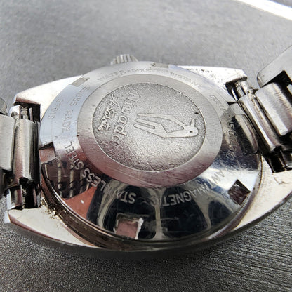 Nivada Streamline Automatic Watch Women 26mm Silver Dial Silver Tone Date Runs8