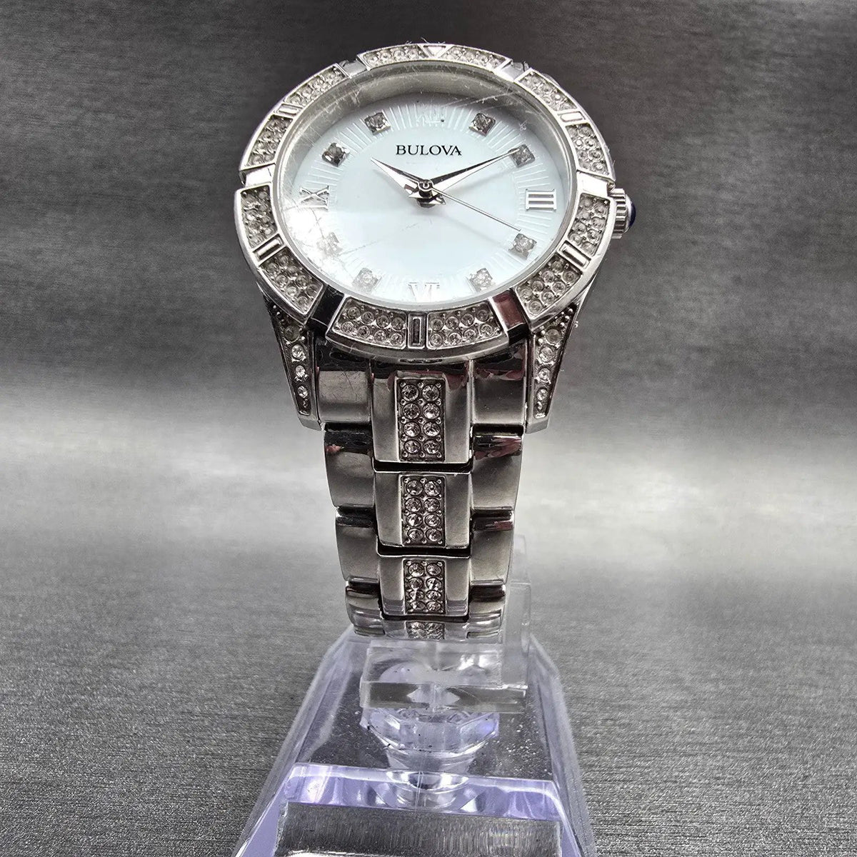 Bulova Watch Women 30mm MOP Dial Silver Tone Crystals Round 96L116 New Battery5