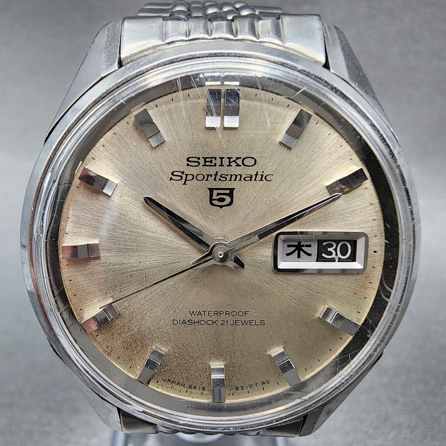 Seiko 5 Sportsmatic Watch Men 36mm Silver Dial Steel Daydate Automatic Runs1
