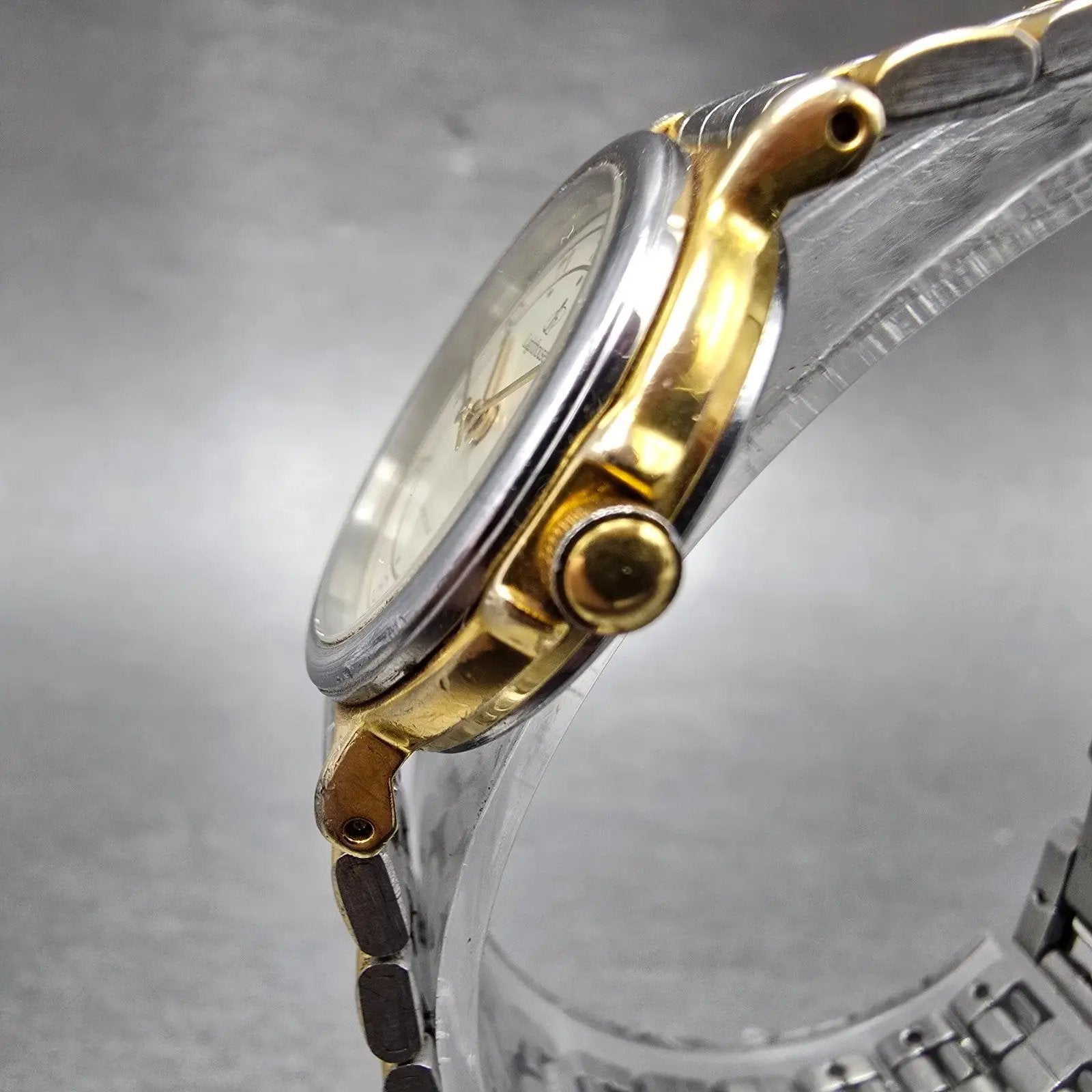 Citizen Lighthouse Watch Women 24mm Cream Dial Two Tone 6031-G05581 New Battery2