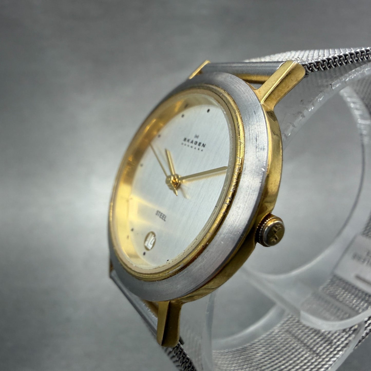 Skagen Watch Women 28mm Silver Dial Two Tone Date Round 16SGS New Battery ABCD2