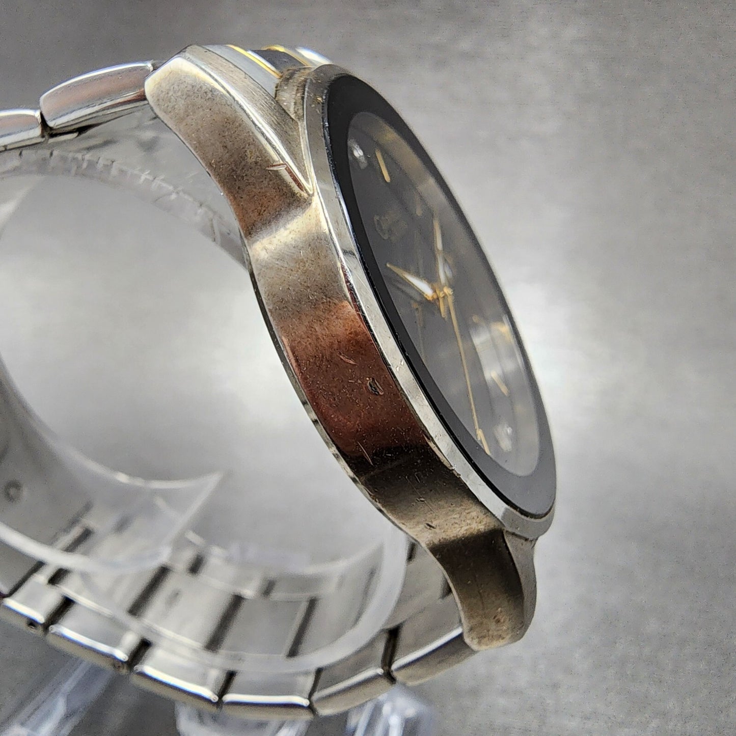 Bulova Caravelle Watch Men 40mm Black Dial two Tone Date Round 45D105 New Batt4