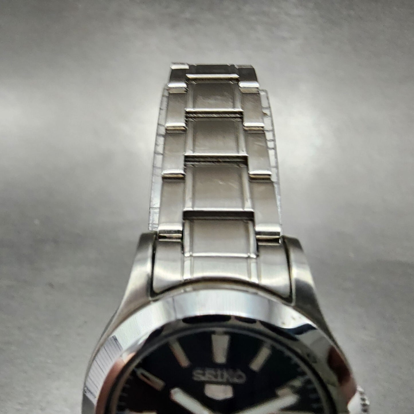 Seiko 5 Watch Women 25mm Blue Dial Steel Dadyate Round Automatic Runs 420701F04
