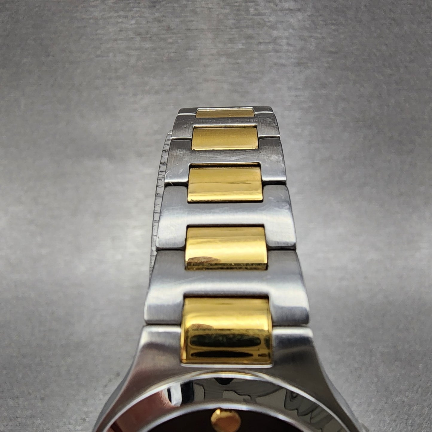 Movado Museum Watch Women 28mm Black Dial Two Tone Round 01.3.19.1296 New Batt4