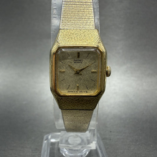 Seiko Watch Women 17mm Champagne Dial Gold Tone Rectangle 2C205789 New Battery0