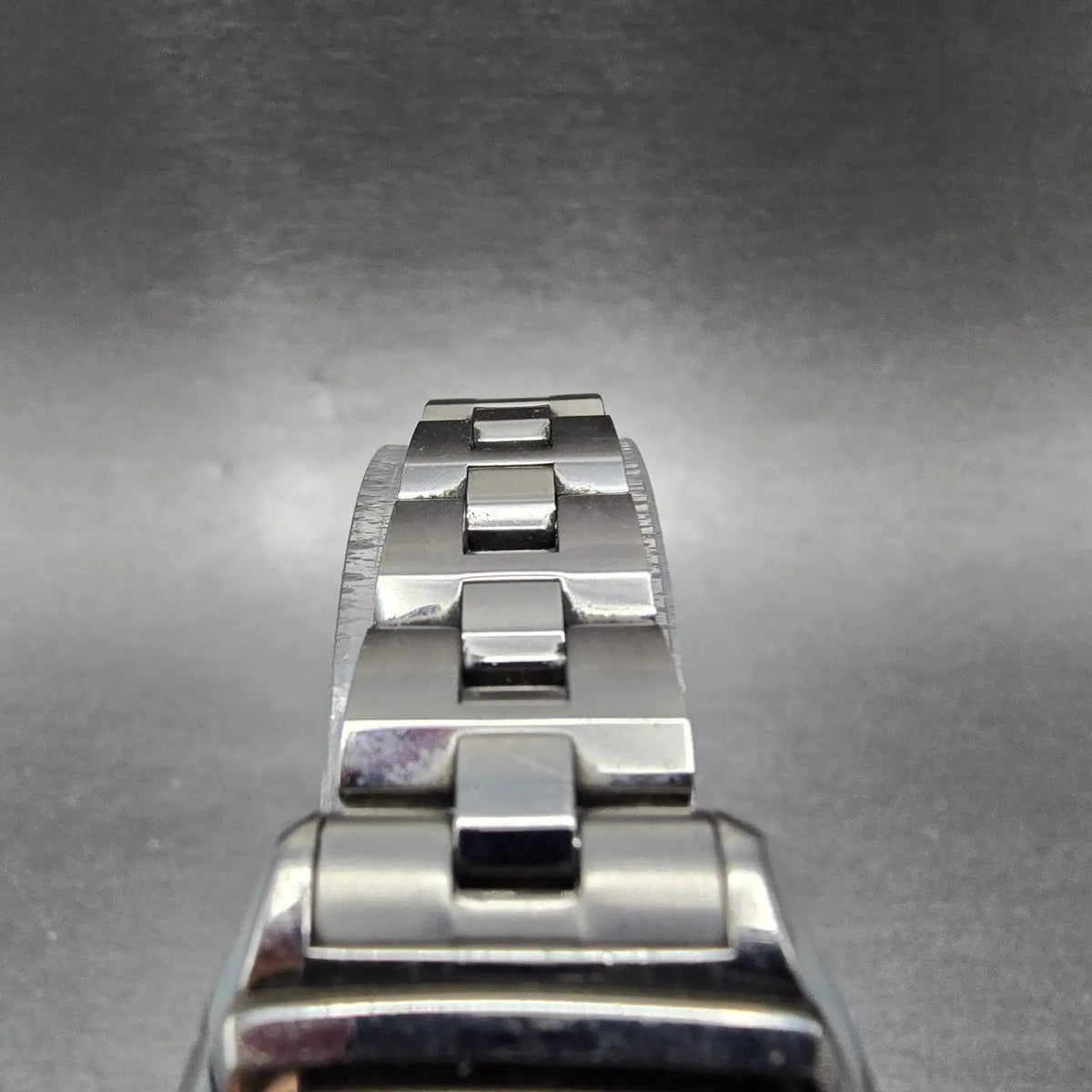 Seiko Lukia Atomic Solar Watch Women 25mm White Dial titanium 1B22-0CC0 PARTS5