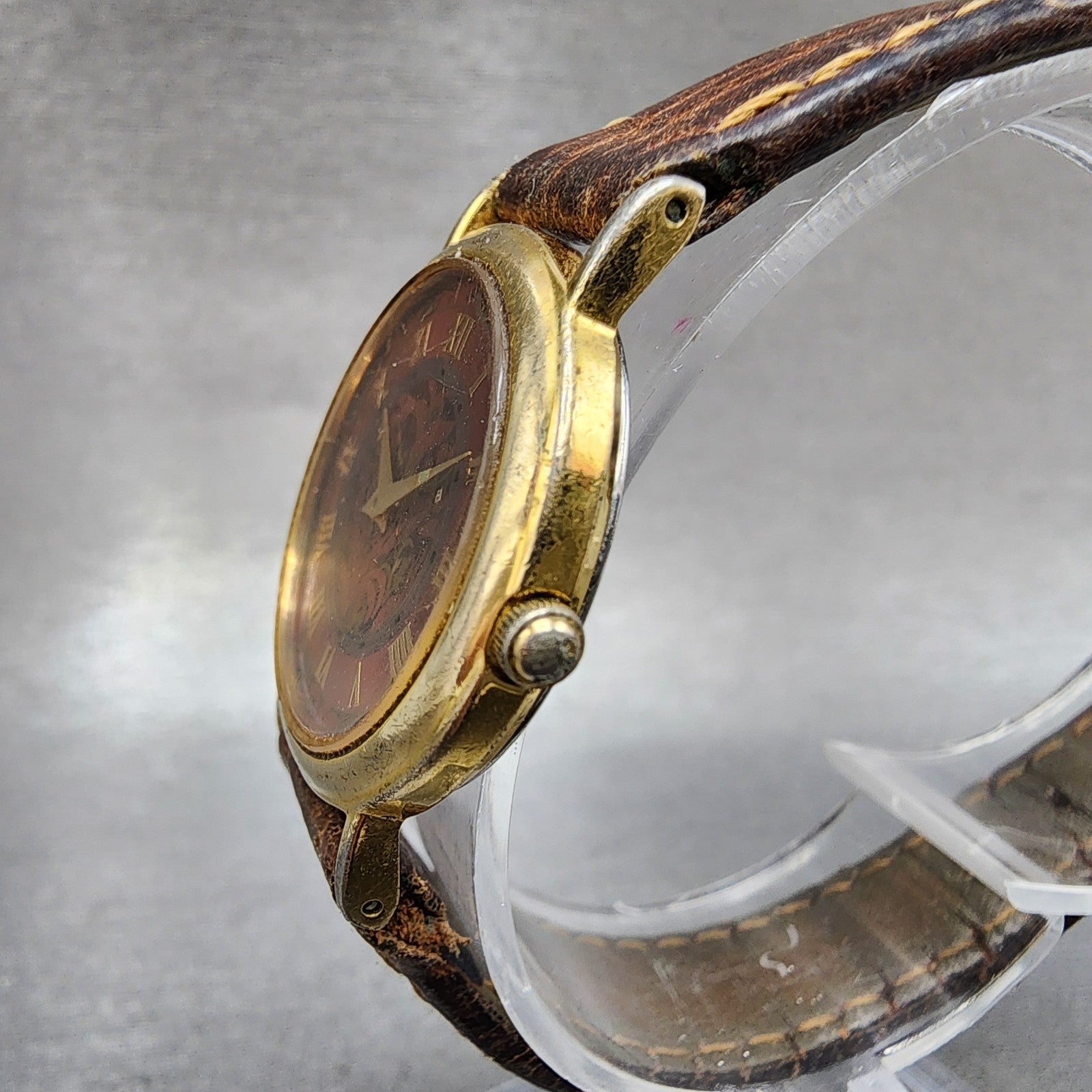 Seiko Watch Women 26mm Red Floral Dial Gold Tone Round 1n000d59 New Battery2