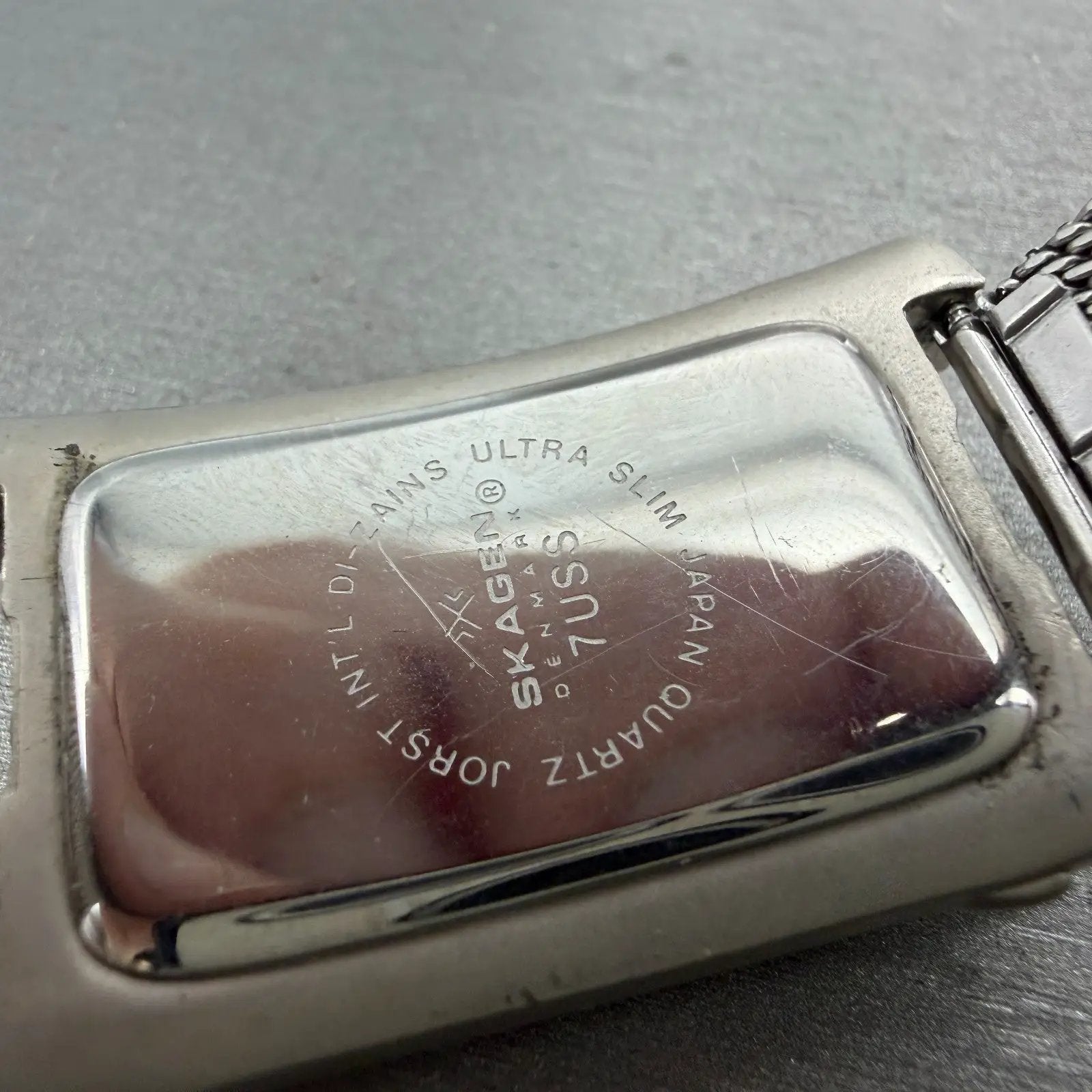 48223013