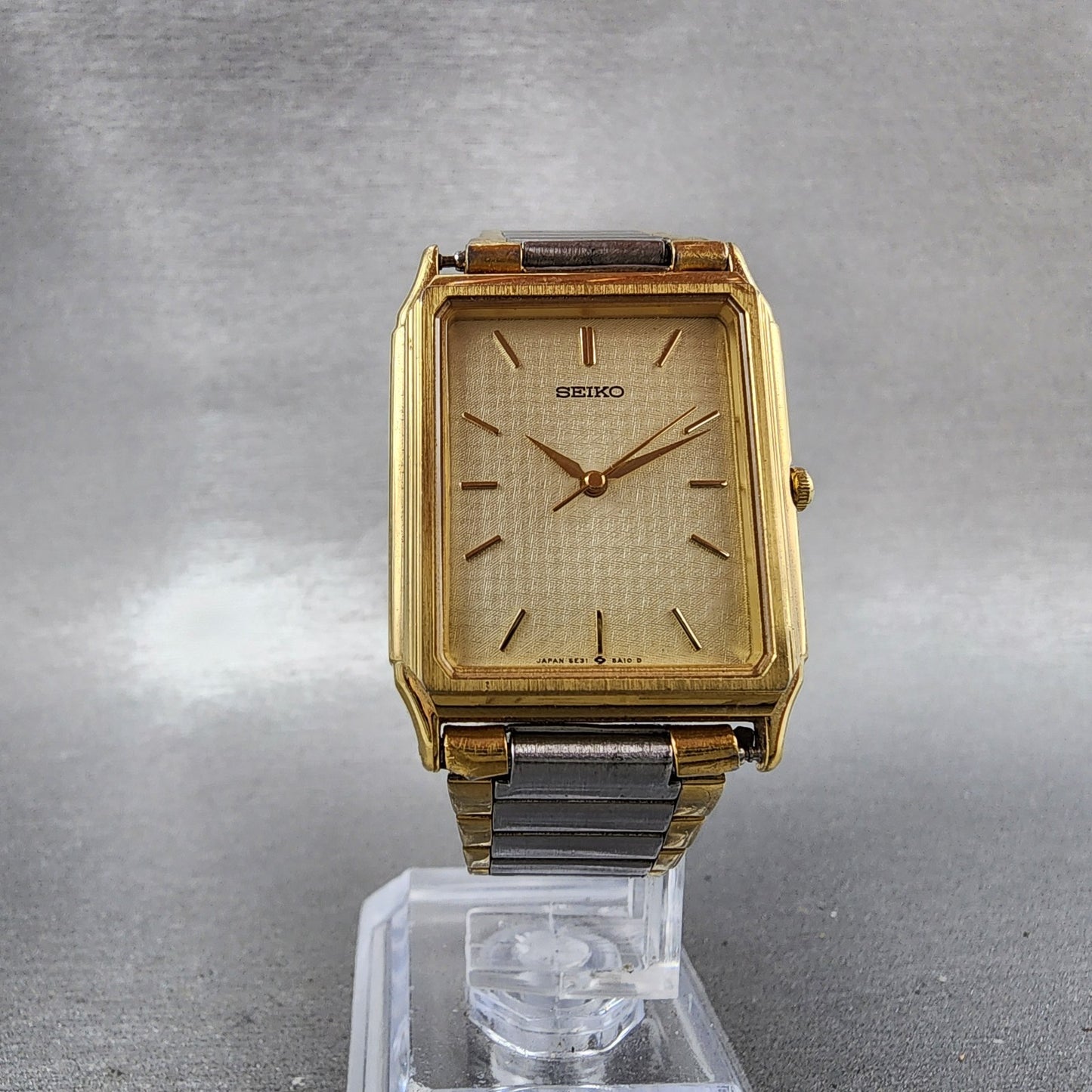 Seiko Tank Watch Men 27mm Champagne Dial Two Tone Rectangle 5e315a10 NewBattery5