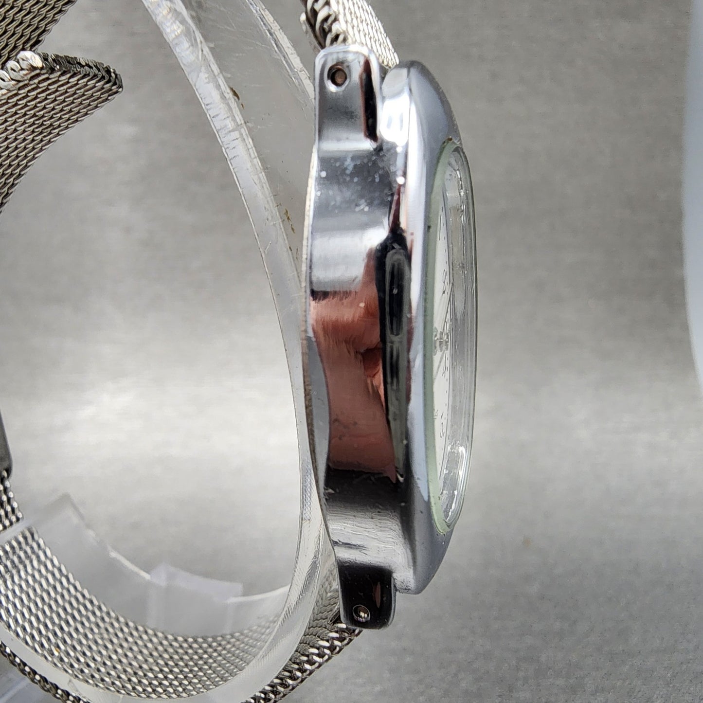 Citizen Q&Q Watch Women 21mm White Dial Silver Tone Oval Mesh Band New battery3