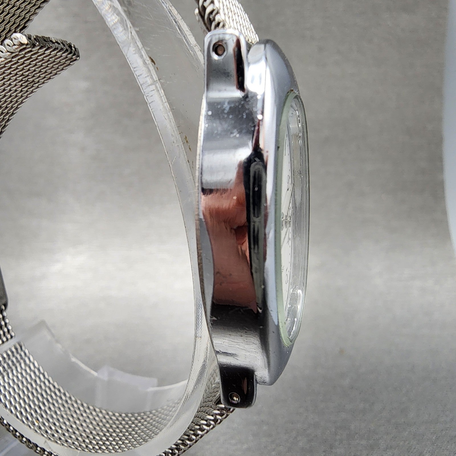 Citizen Q&Q Watch Women 21mm White Dial Silver Tone Oval Mesh Band New battery3