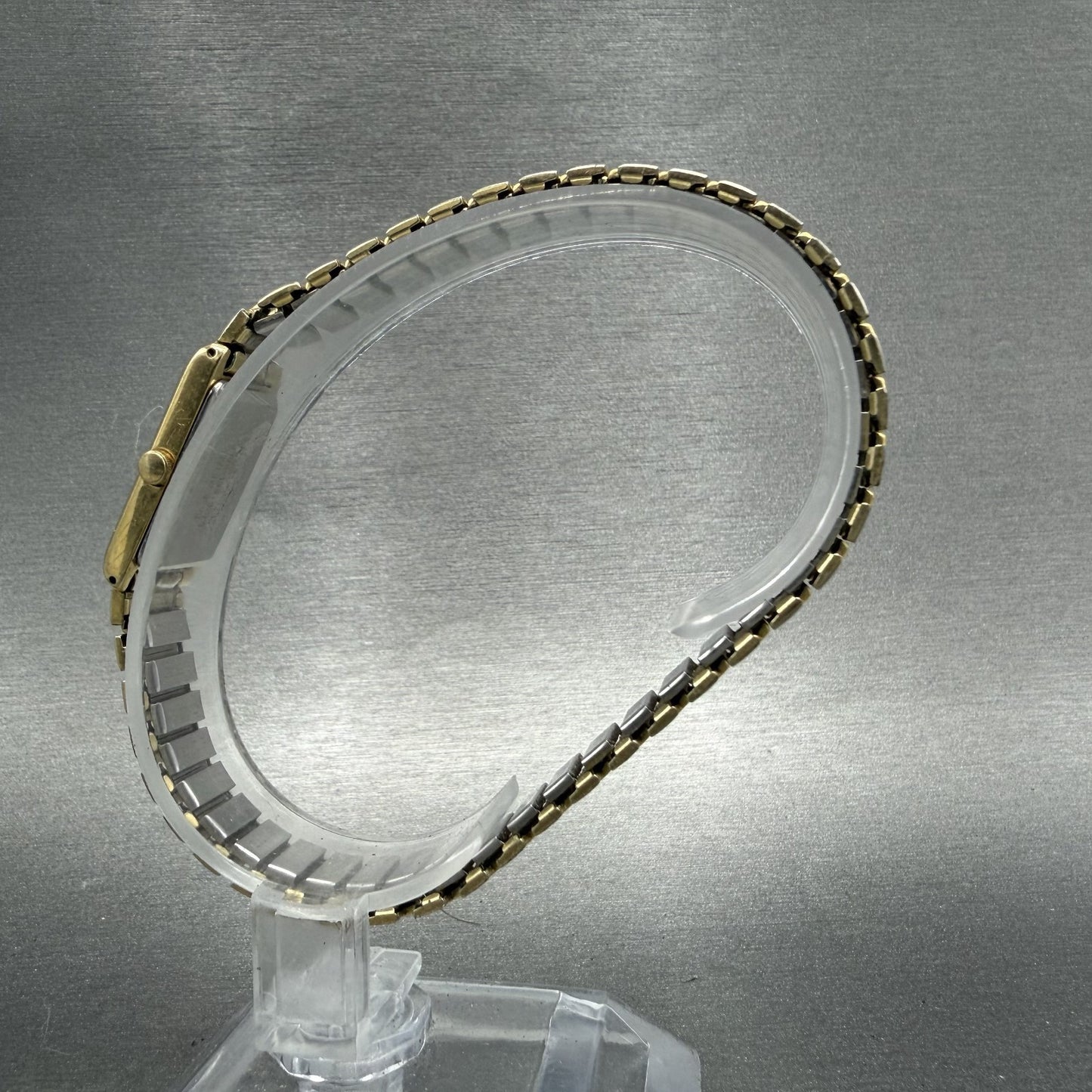 Seiko Tank Watch Women 12mm Black Dial Gold Tone Rectangle 2E20-6429 New Battery6