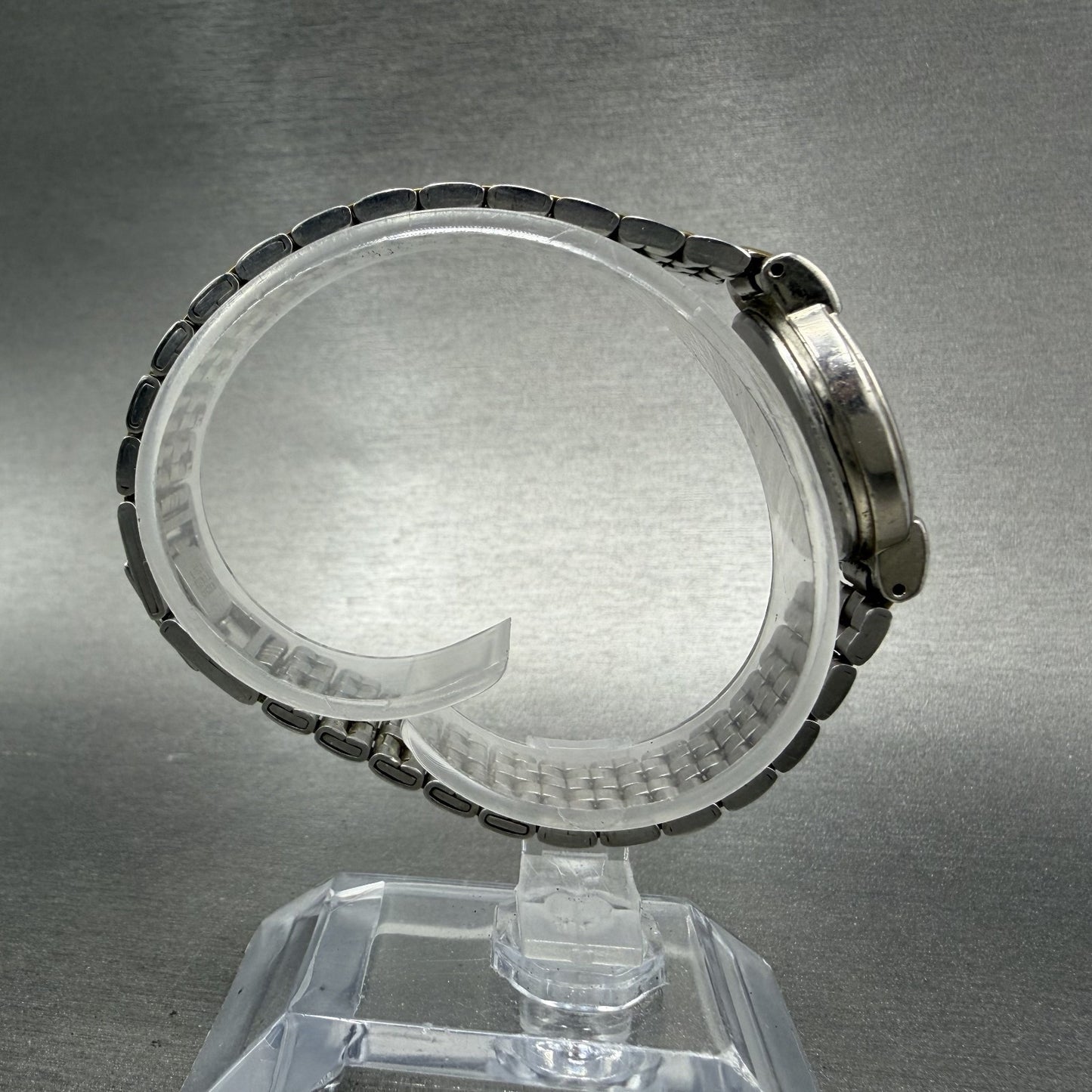 Seiko Watch Women 24mm Silver Dial Two Tone Round V701-1791 New Battery8