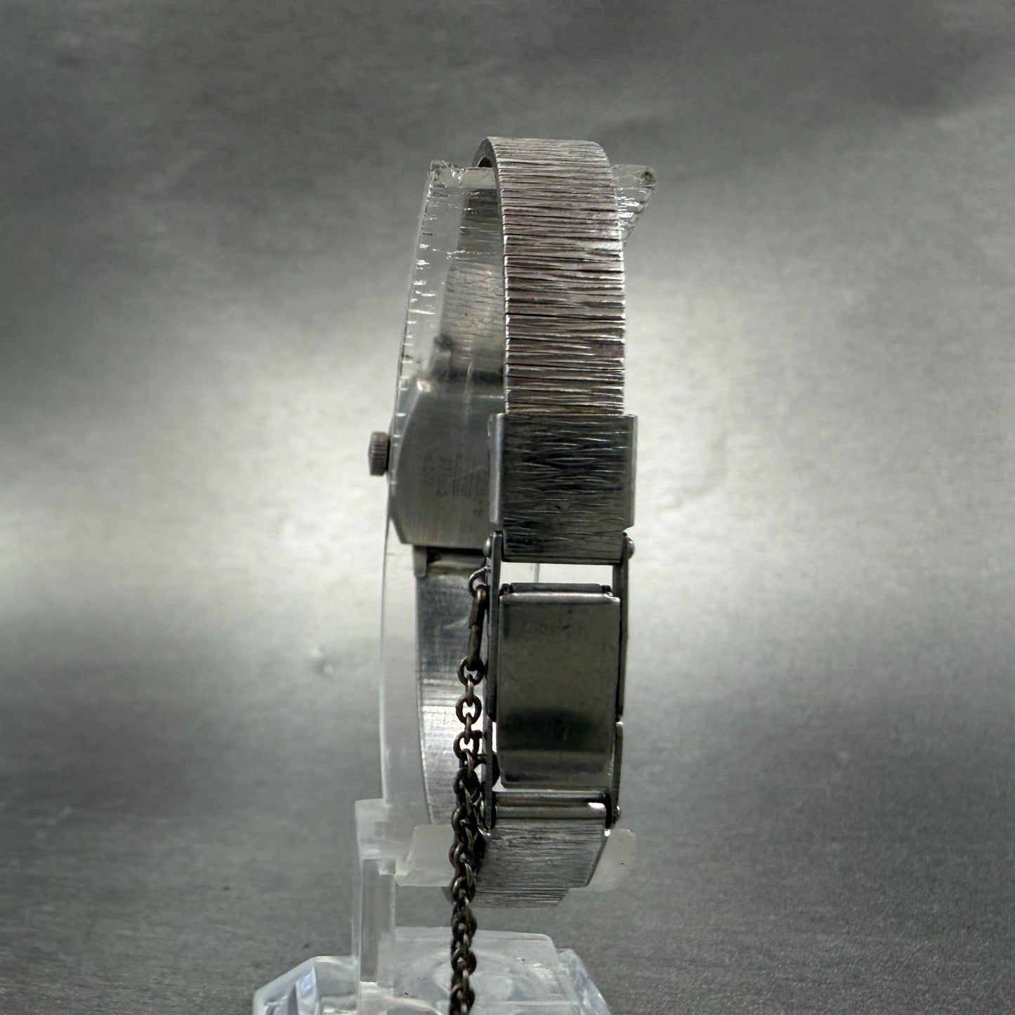 Citizen Watch Women 16mm Silver Dial Silver Tone Manual Rectangle 4-672917 Runs7