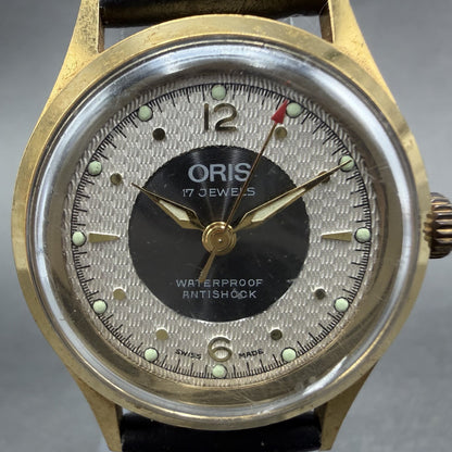 Oris Watch Women 30mm White Dial Gold Tone Round Manual Wind Runs Vintage1