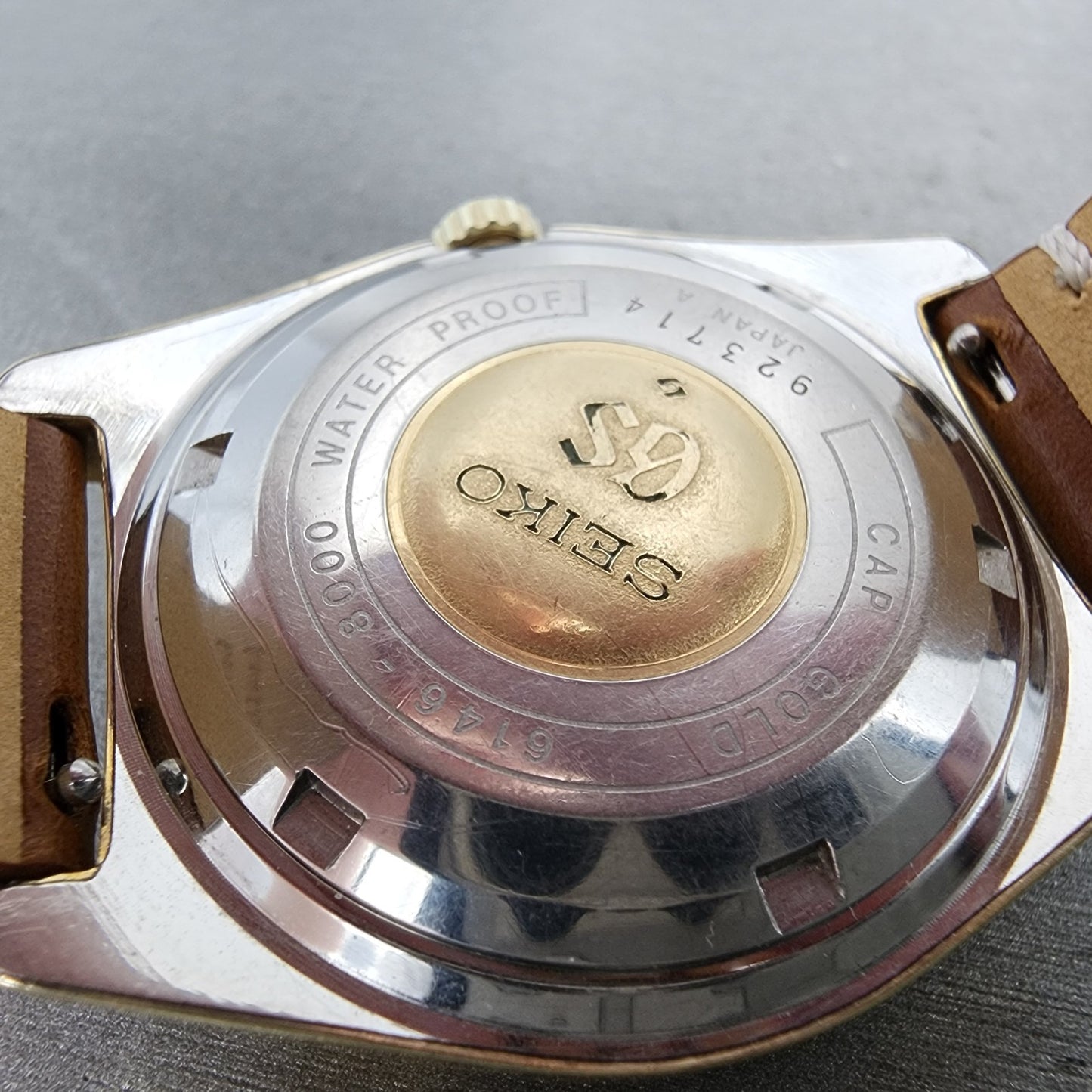 Grand Seiko Watch Men 37mm Gold Dial Gold Plated Daydate 61468000 Automatic10