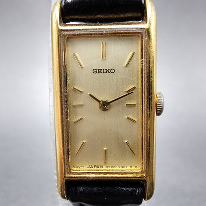 Seiko Tank Watch Women 13mm Champagne Dial Gold Tone 2e206129 New Battery1
