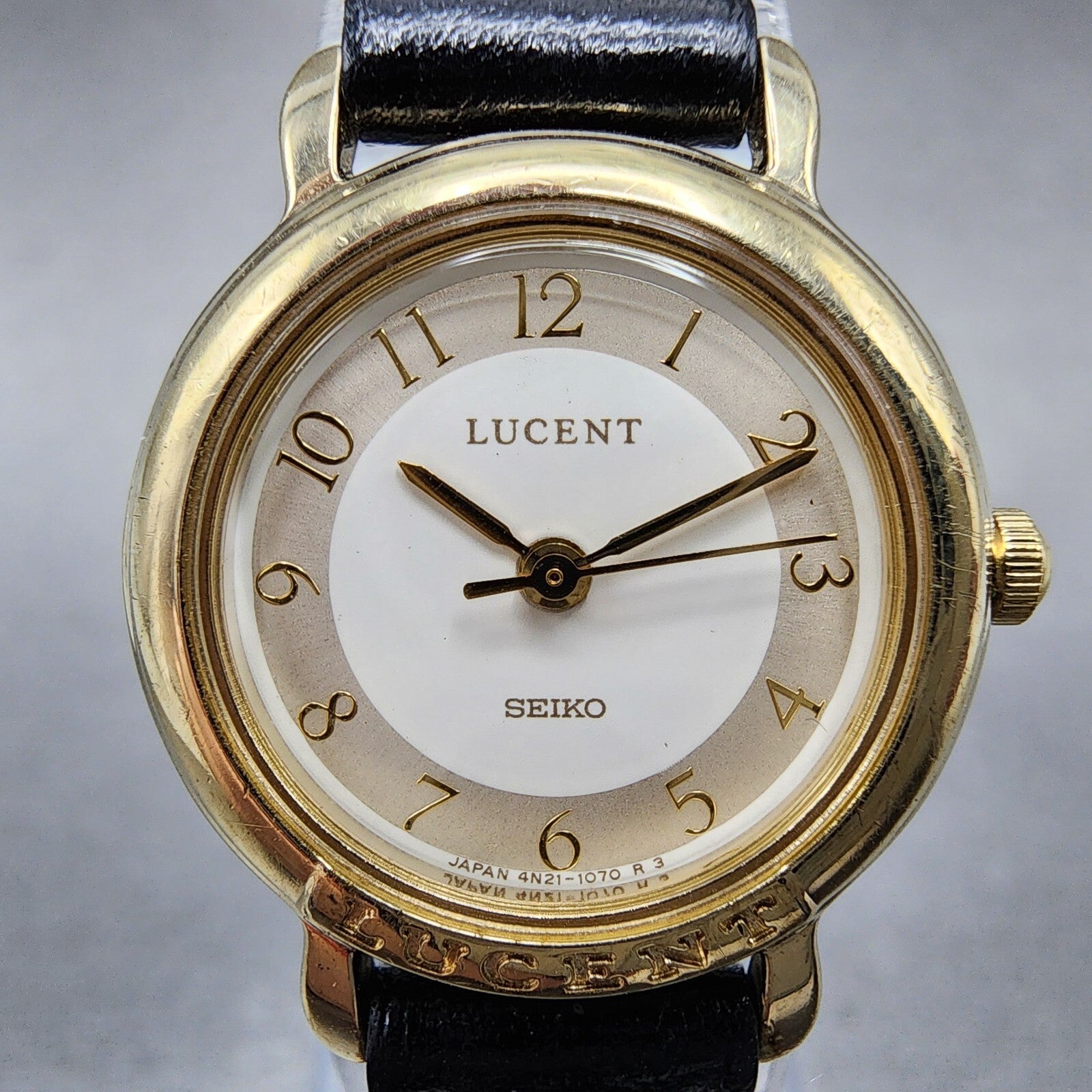 Seiko Lucent Watch Women 22mm White Dial Gold Tone 4n210360 New Battery1