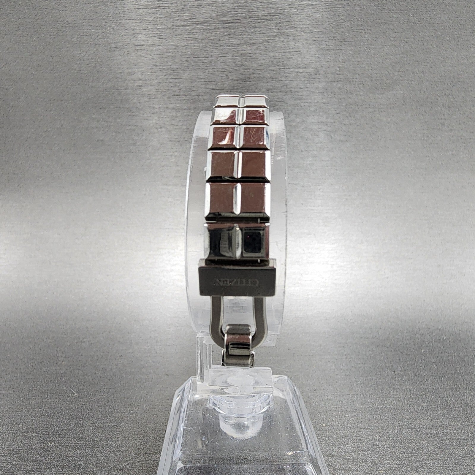 Citizen EcoDrive Watch Women 16mm MOP Dial Steel Horse Shoe Diamonds Works7
