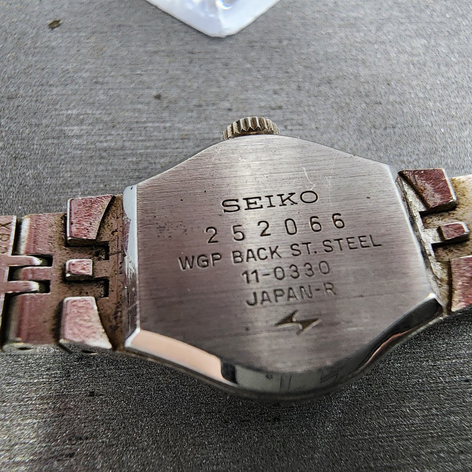 Seiko Watch Women 18mm Silver Dial White Gold Tone Round Manual Wind Runs VTG11