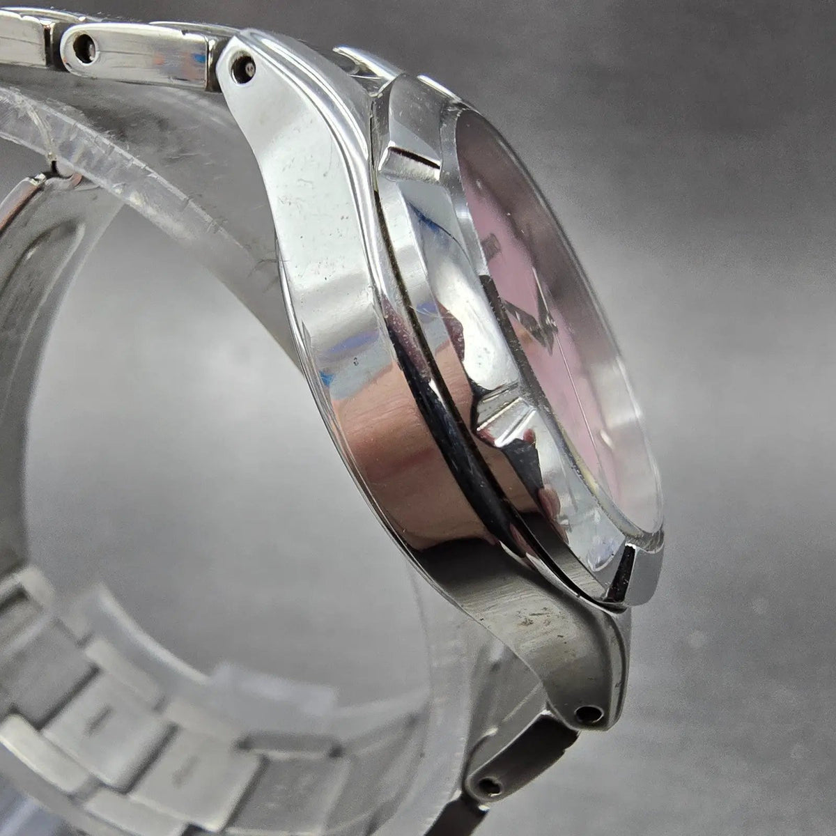 Seiko Solar Watch Women 27mm Pink Dial Silver Date Round V137-0CH0 Runs3