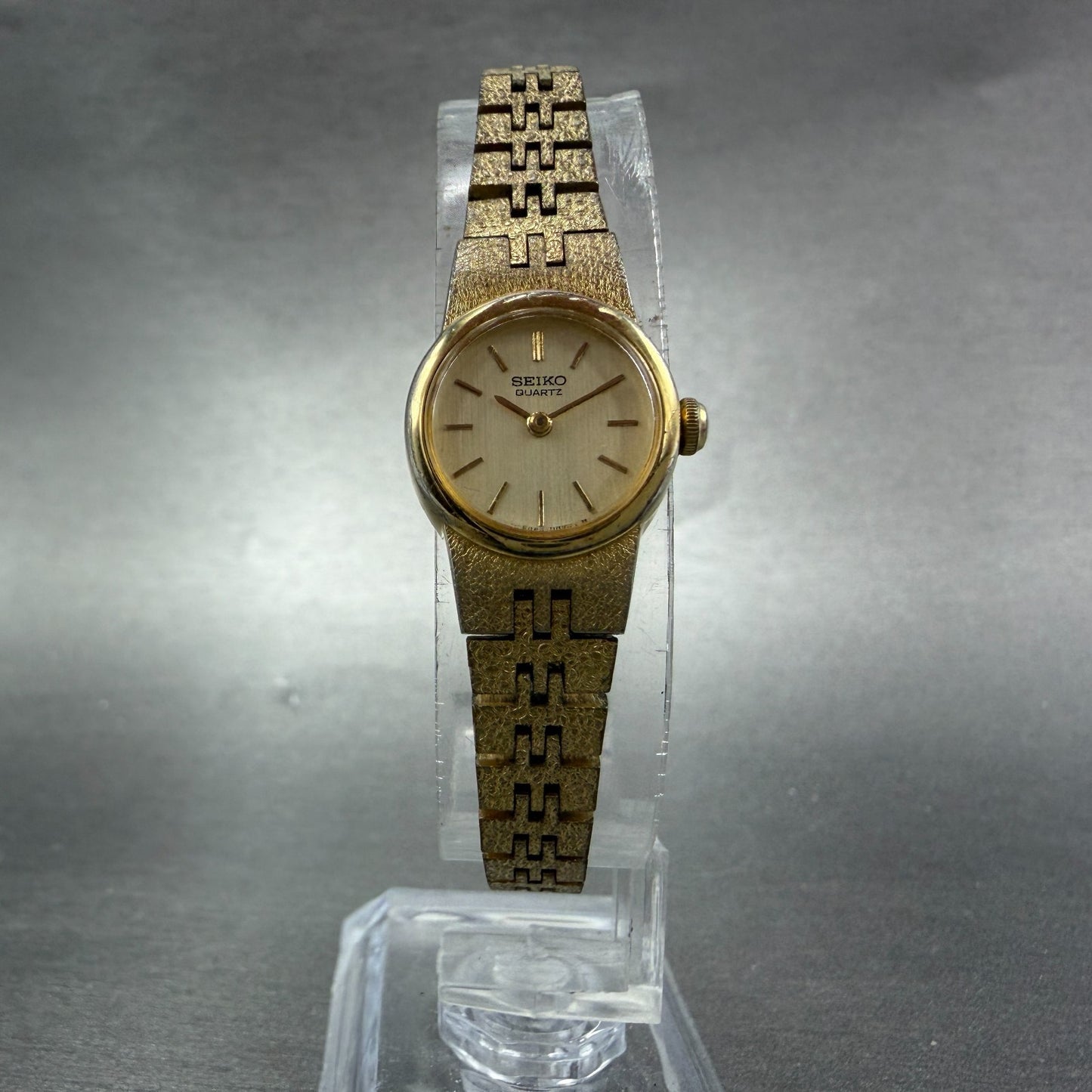 Seiko Watch Women 16mm Champagne Dial Gold Tone Round 5420-0039 New Battery HG65