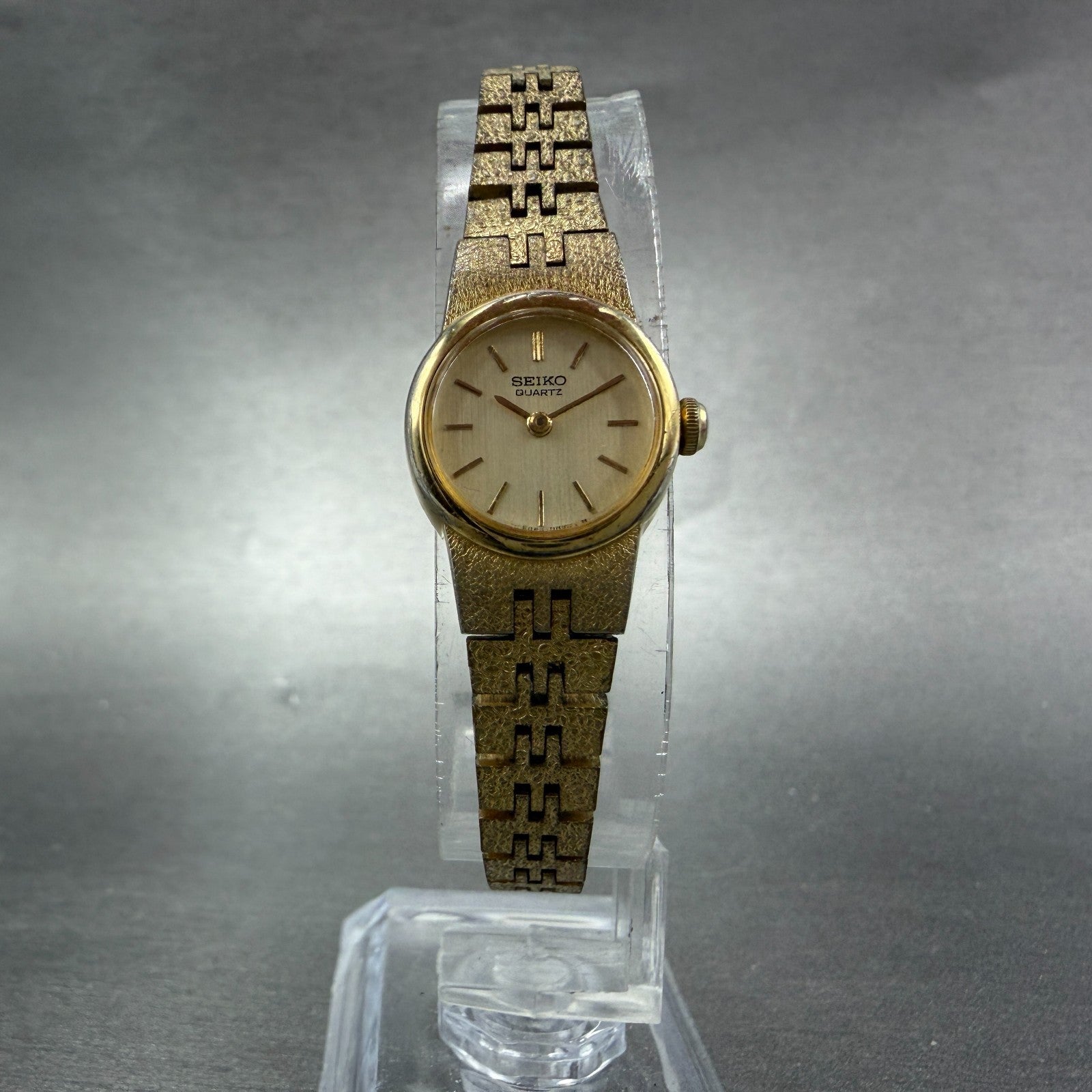 Seiko Watch Women 16mm Champagne Dial Gold Tone Round 5420-0039 New Battery HG65
