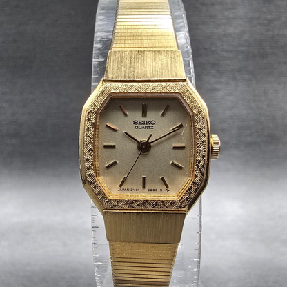 Seiko Watch Women 17mm Gold Dial Gold Tone Octagon 2Y01-5059 New Battery Vintage0