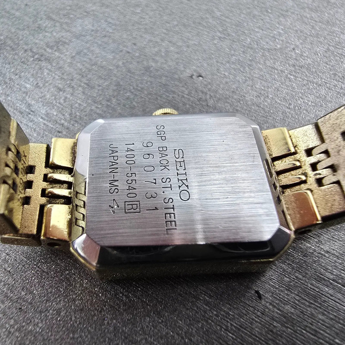 Seiko Tank Watch Women 17mm Champagne Dial Gold Rectangle 1400-5540 New Battery9