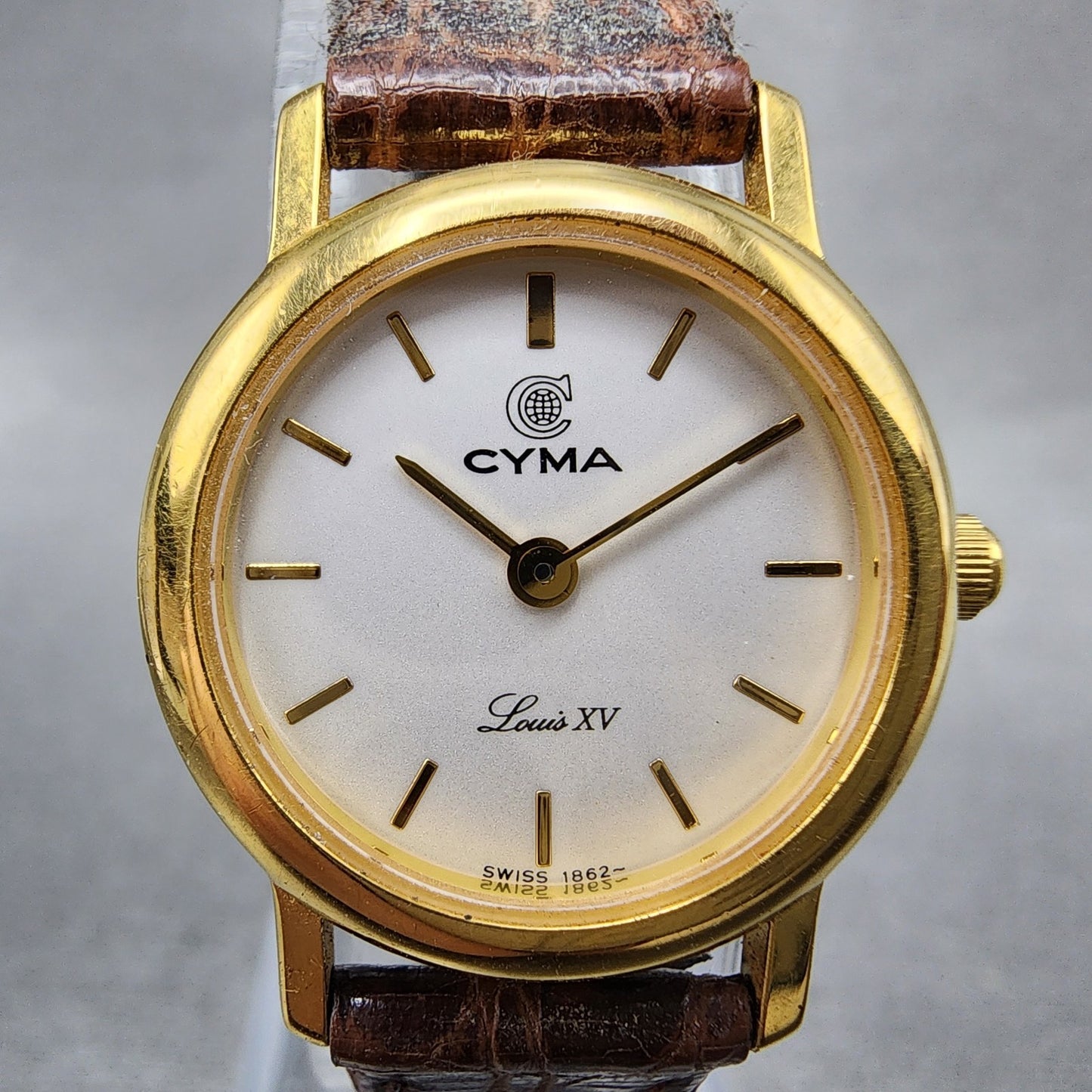 Cyma Louis XV Watch Women 22mm White Dial Gold Tone Round 348 New Battery1