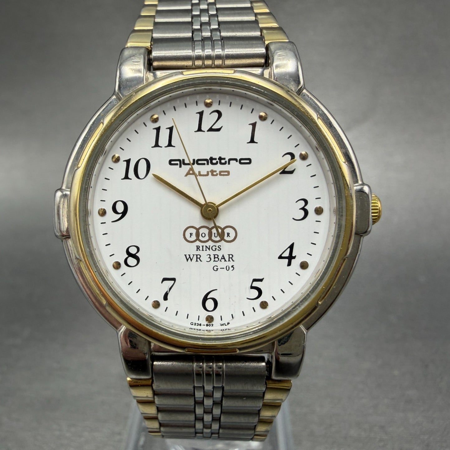 Audi Quattro Watch Unisex 32mm White Dial Two Tone Round New Battery Vintage0