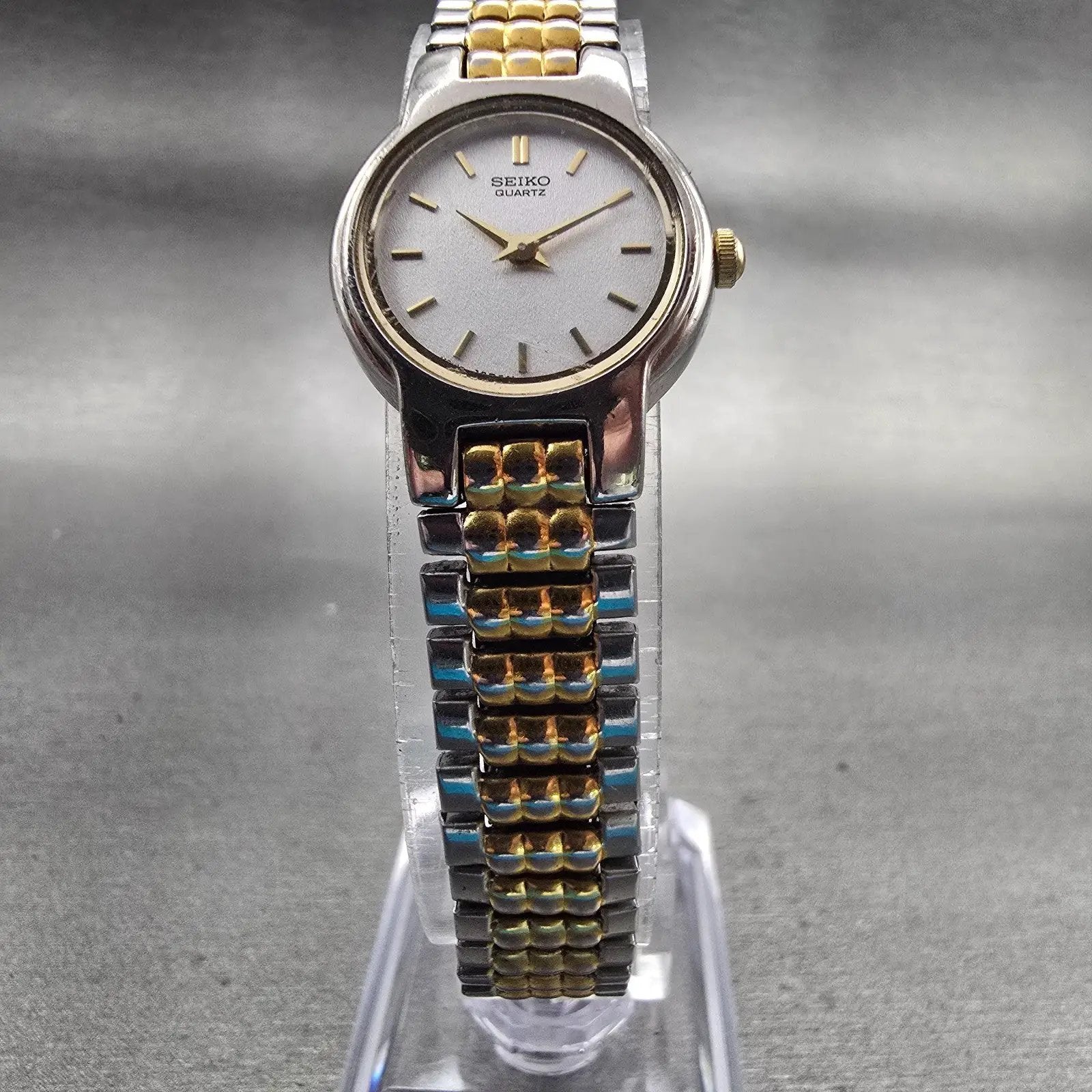 Seiko Watch Women 19mm Silver Dial Two Tone Round 1N00-1A49 New Battery Vintage5