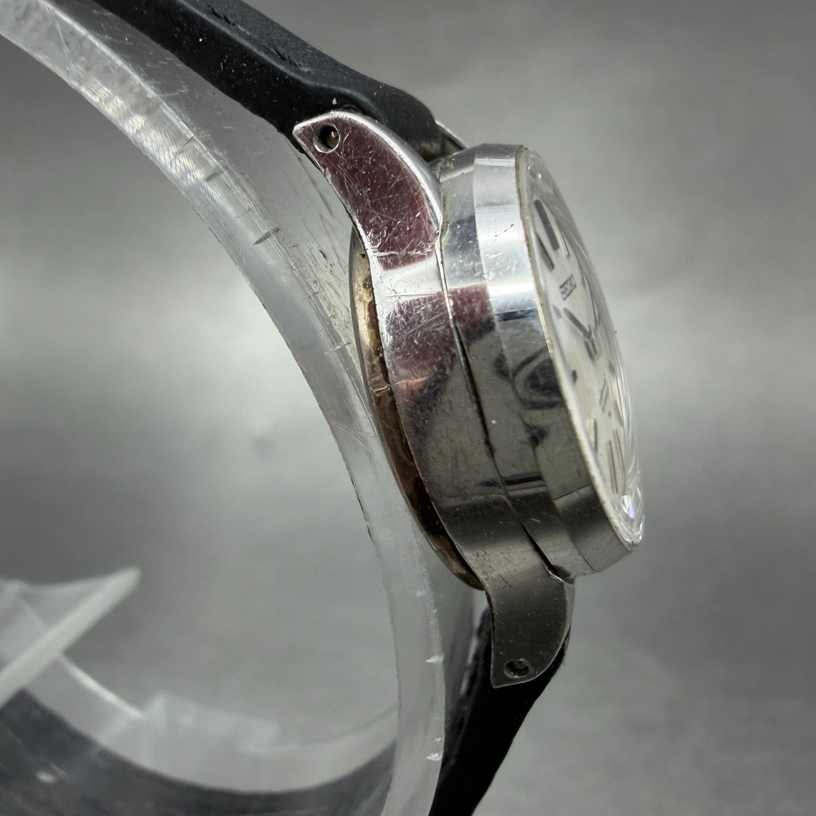 Seiko Special Watch Women 19mm Silver Dial Silver Tone Round 1140-0060 Runs3