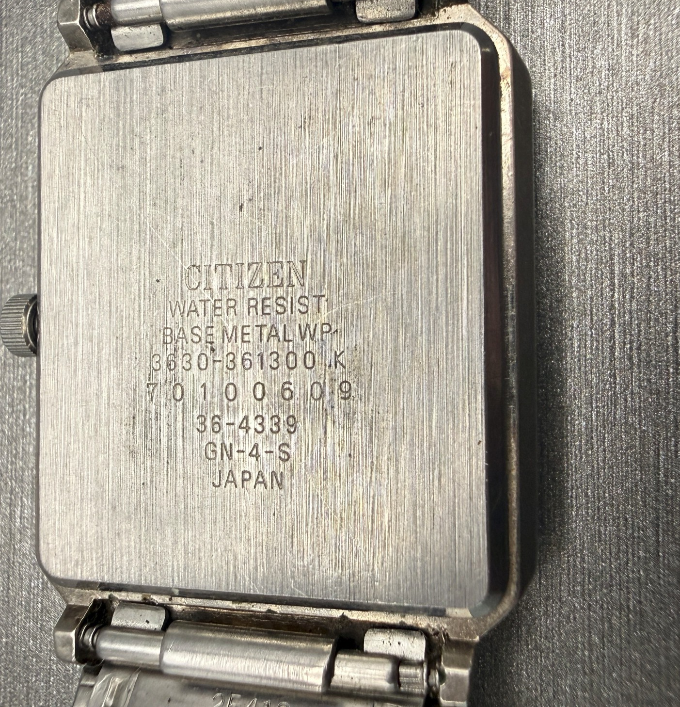 Citizen CQ Watch Men 27mm Silver Dial Silver Tone Rectangle 3630-361300 New Batt10