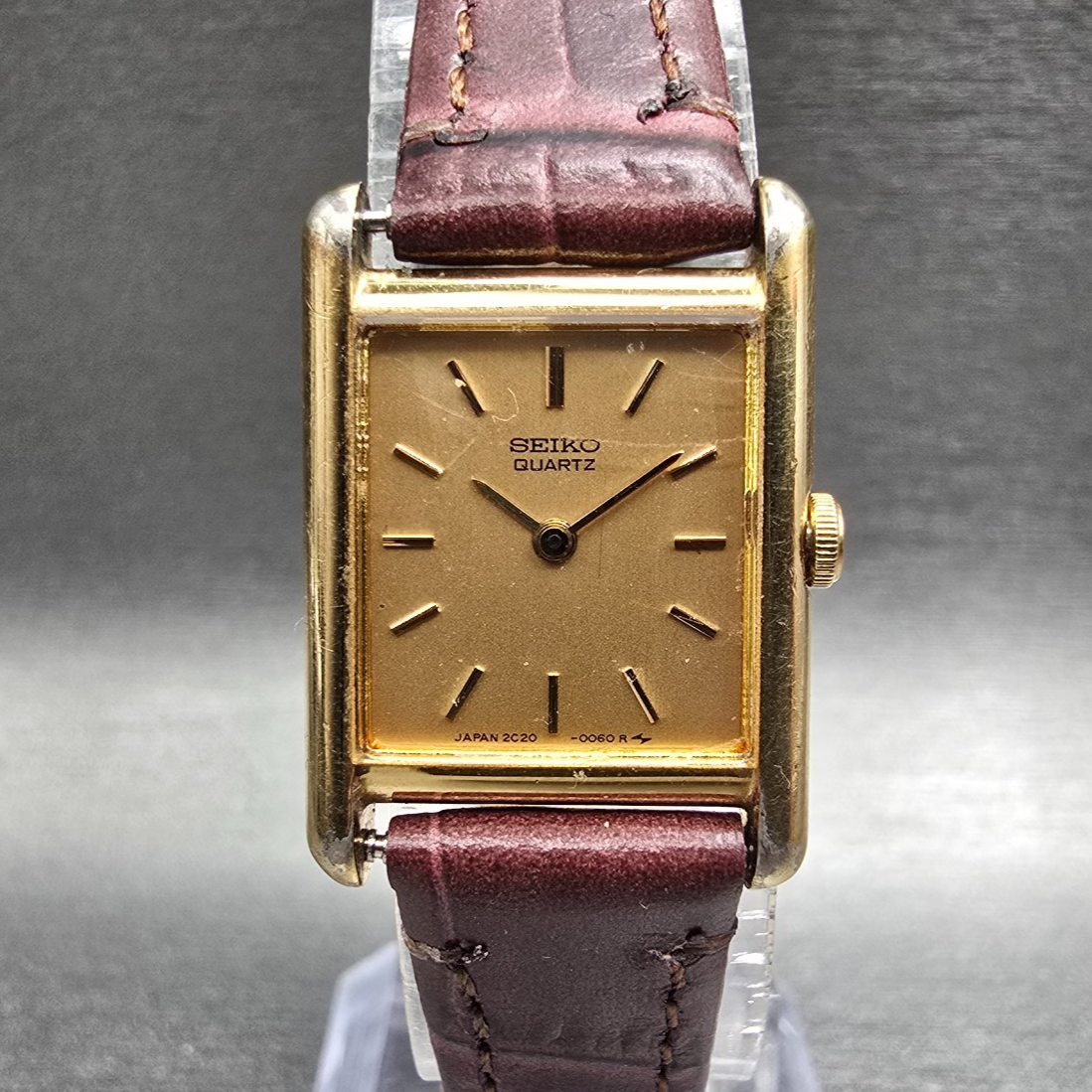 Seiko Tank Watch Women 18mm Gold Dial Gold Tone Rectangle 2C20-5019 New Battery0