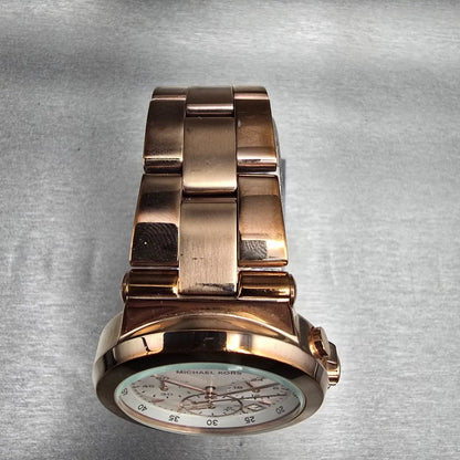 Michael Kors Runway Watch Women 38mm White Dial Rose Gold Chrono MK5223 New Batt4