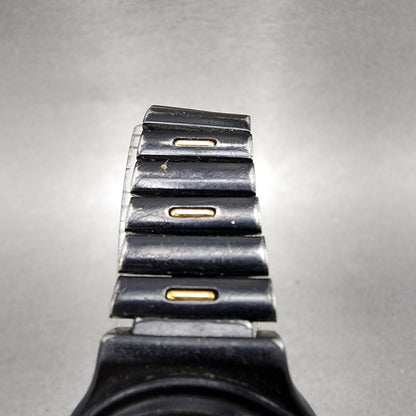 Seiko SQ Sports 100 Watch Women 26mm Black Dial Black Tone Daydate New Battery4