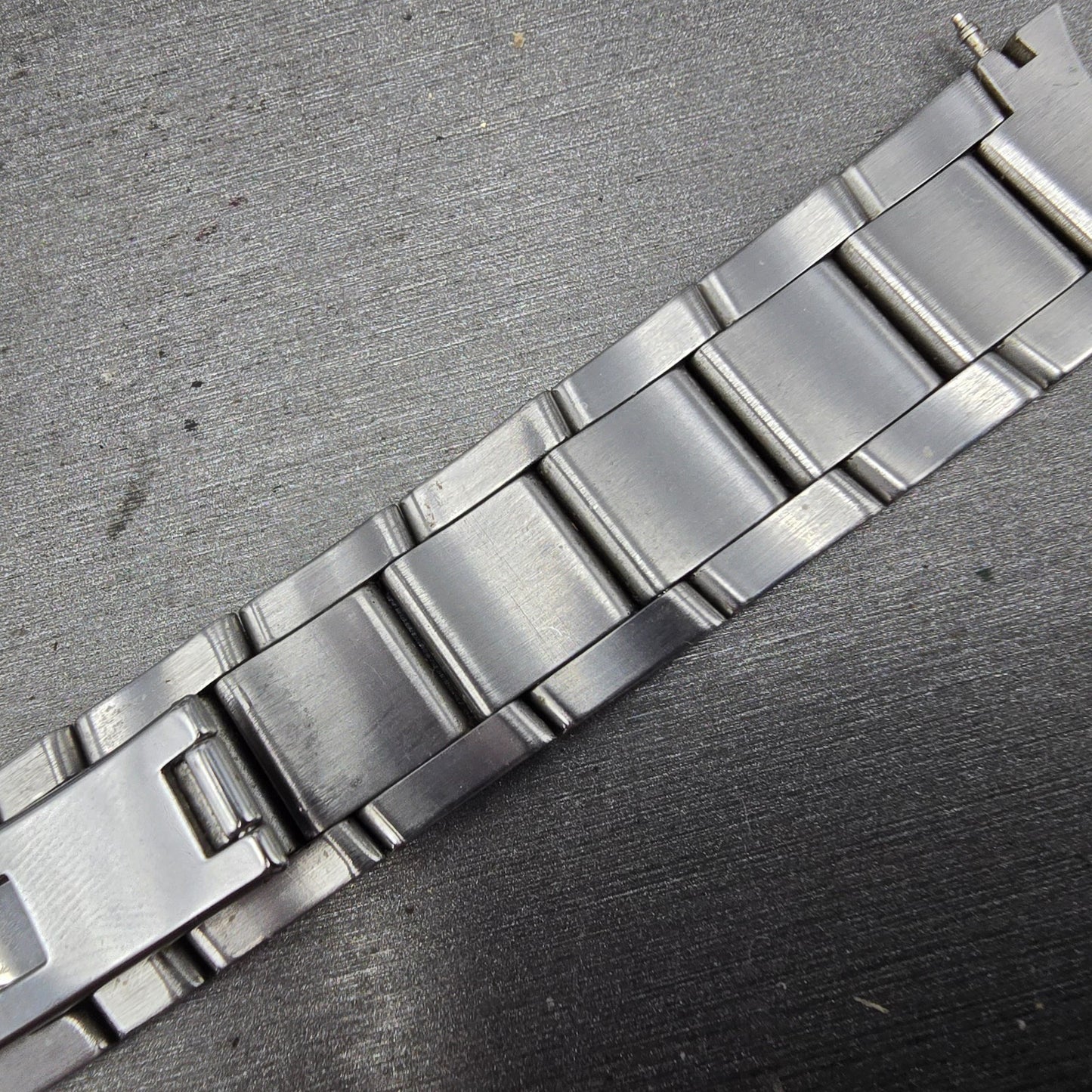 Movado Museum Bracelet 18mm Two Tone Stainless Steel Butterfly Clasp 85-G1-8859