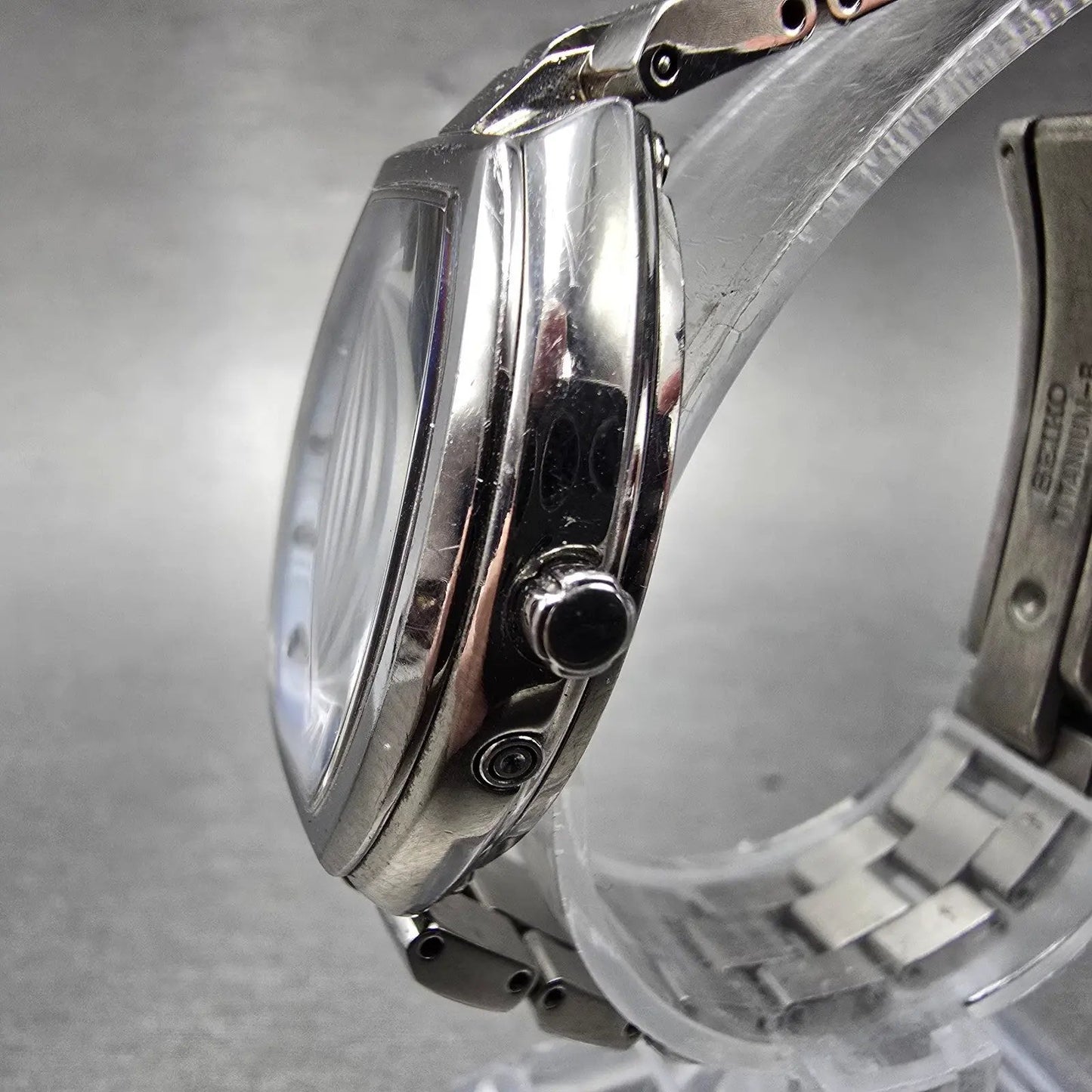 Seiko Lukia Atomic Solar Watch Women 26mm White Dial Silver Tone 1B22-0BY0 PARTS3