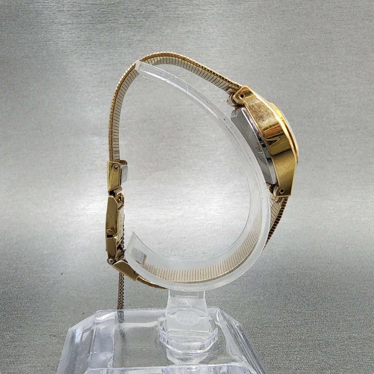 Seiko Watch Women 22mm Champagne Dial Gold Tone Oval Manual 11047140 Runs8
