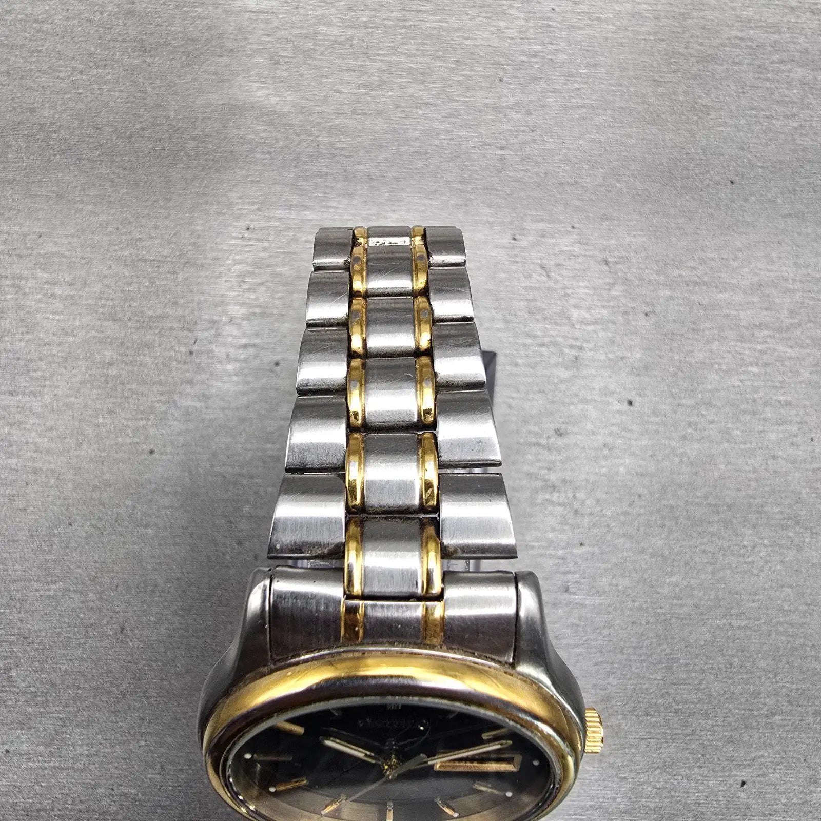 Seiko Sports 50 Watch Men 37mm Black Dial Two Tone Daydate 7N43-9A00 New Battery4