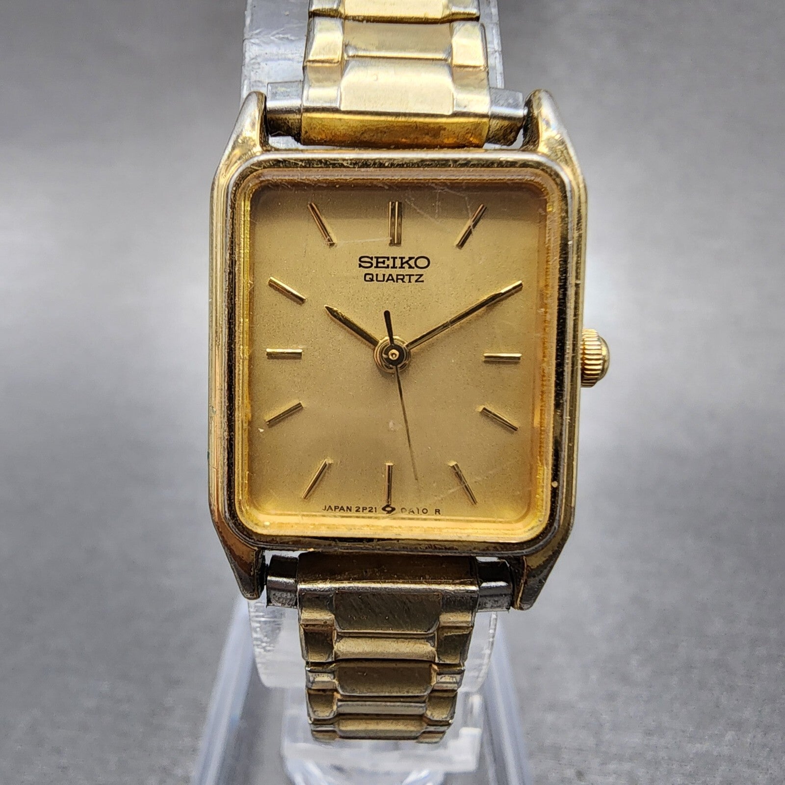Seiko Tank Watch Women 18mm Champagne Dial Gold Tone 2p215a00 New Battery0