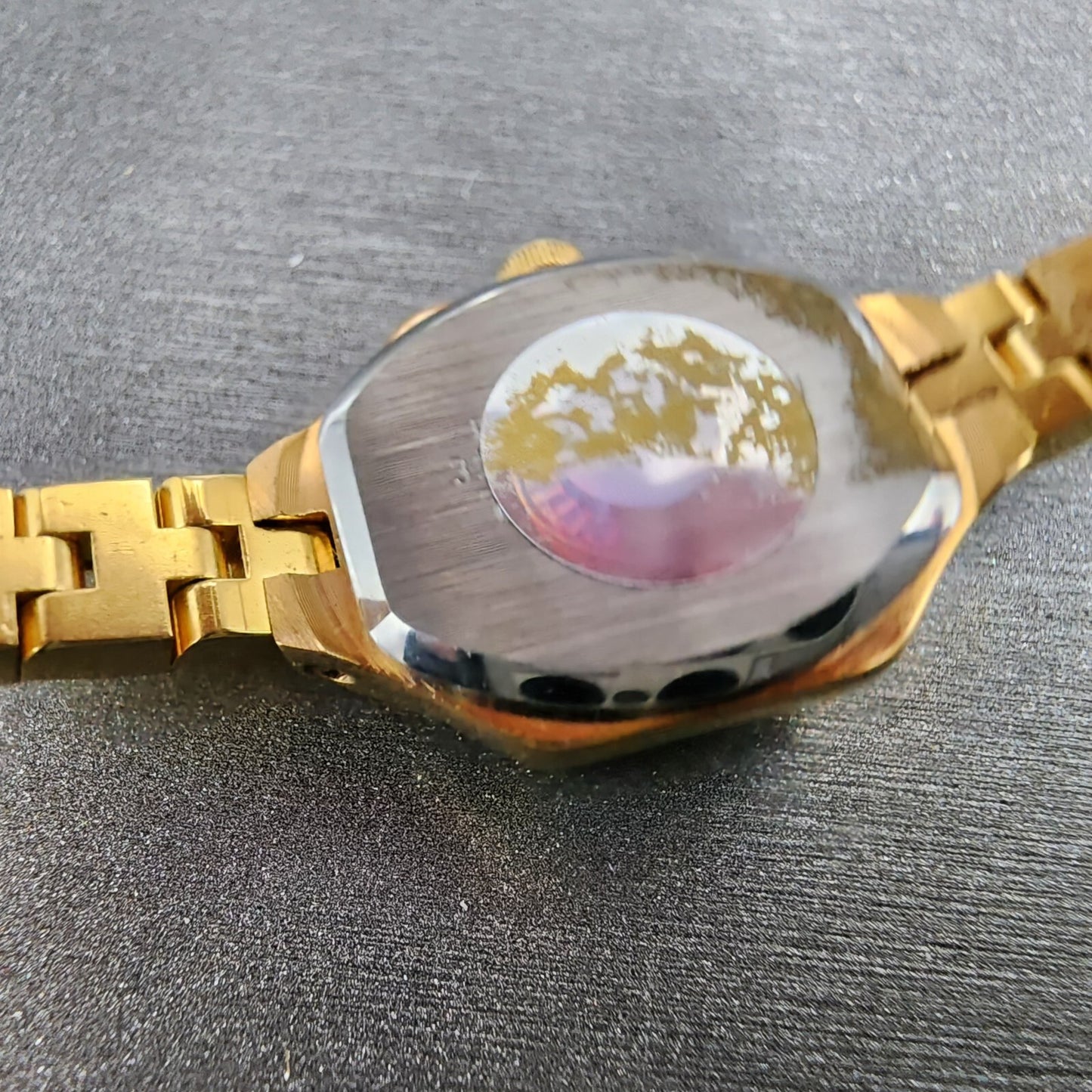 Citizen Watch Women 17mm Champagne Dial Gold Tone NOS 3220890809 New Battery11