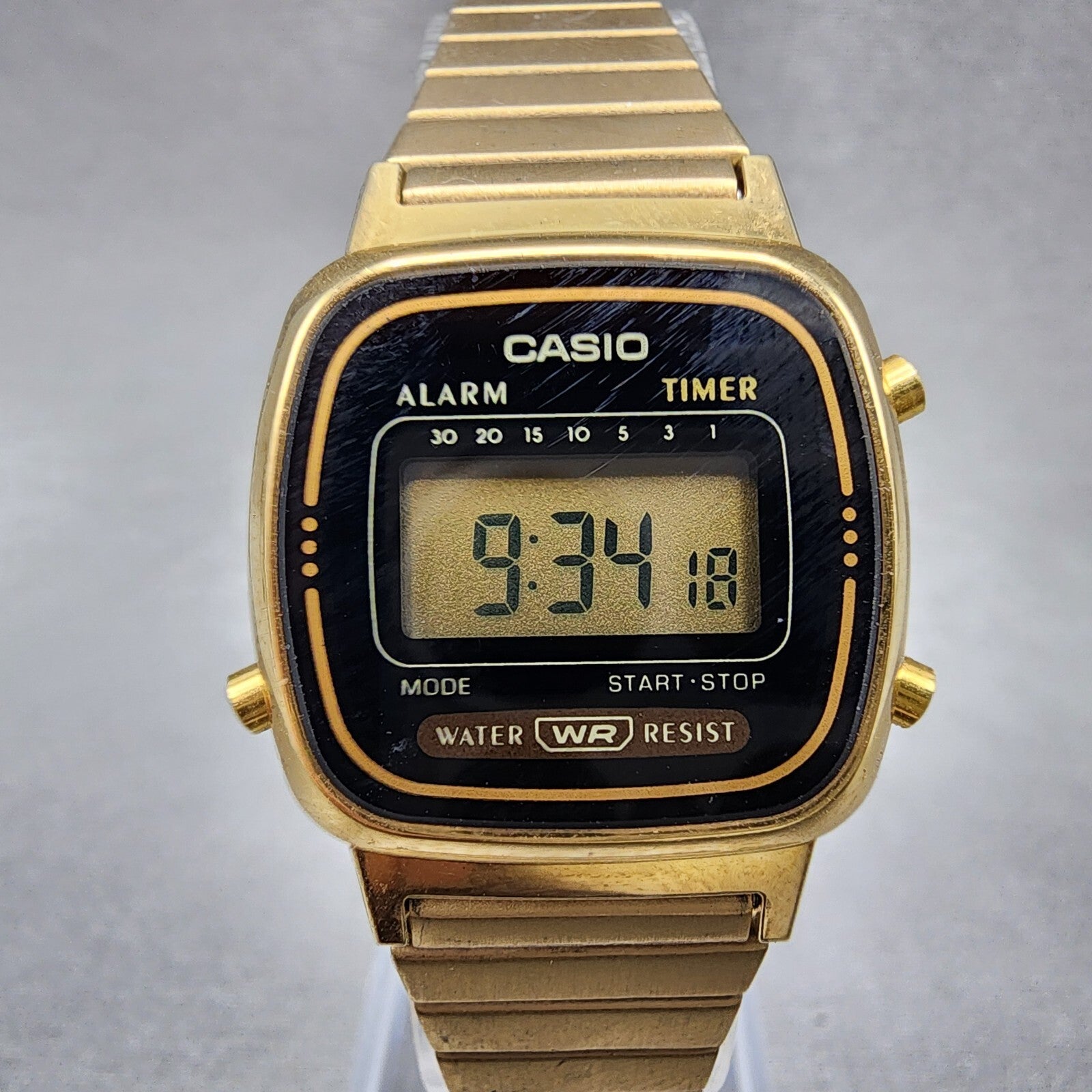 Casio LA670W Watch Women 24mm Digital Gold Tone Rectangle Alarm Chrono New Batt0