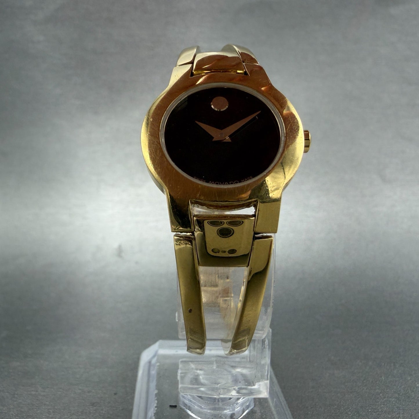 Movado Amorosa Watch Women 24mm Black Dial Gold Tone Round 88 E4 1842 New Batter5