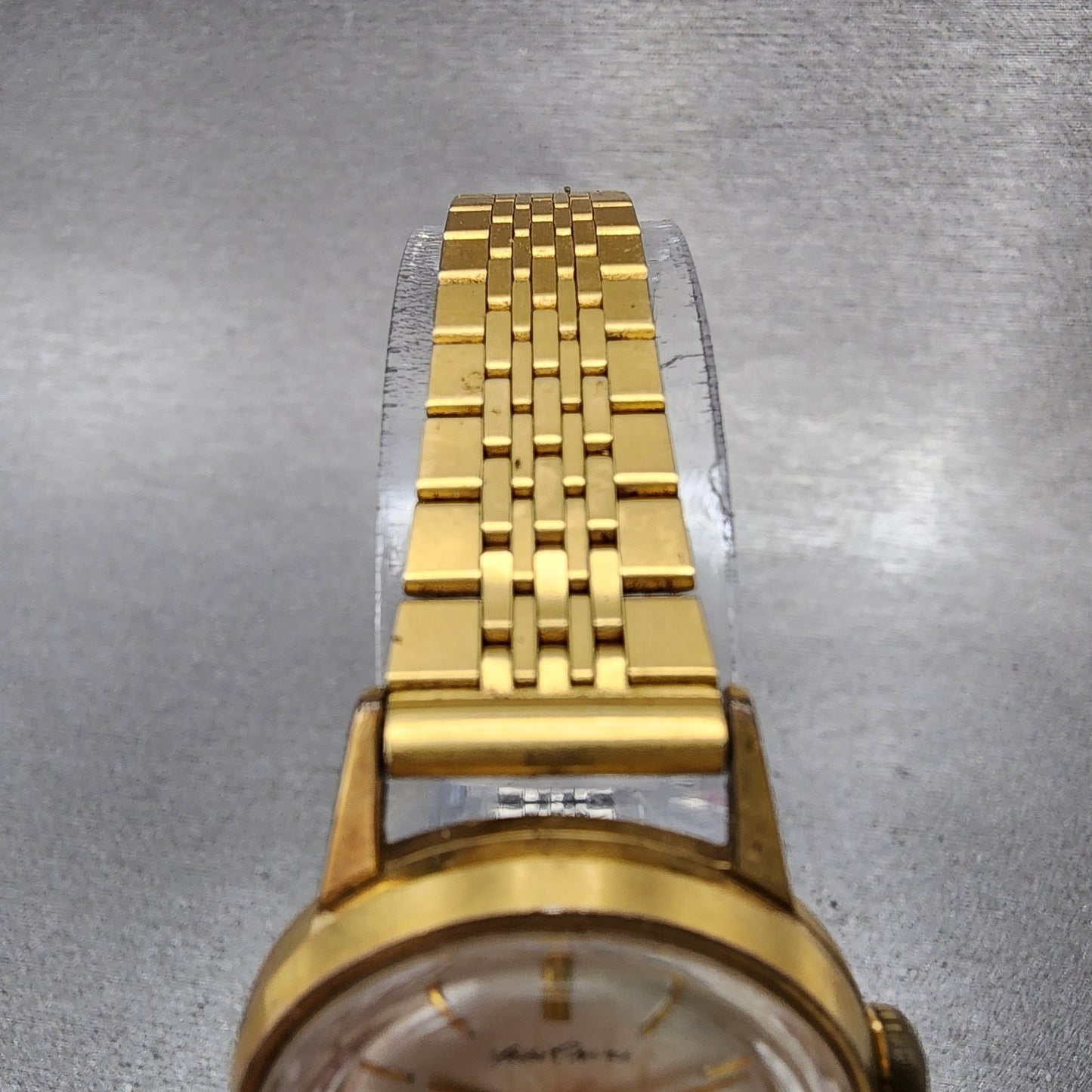 Seiko Chourus Watch Women 25mm Silver Dial Gold Tone Manual Wind Runs Vintage4