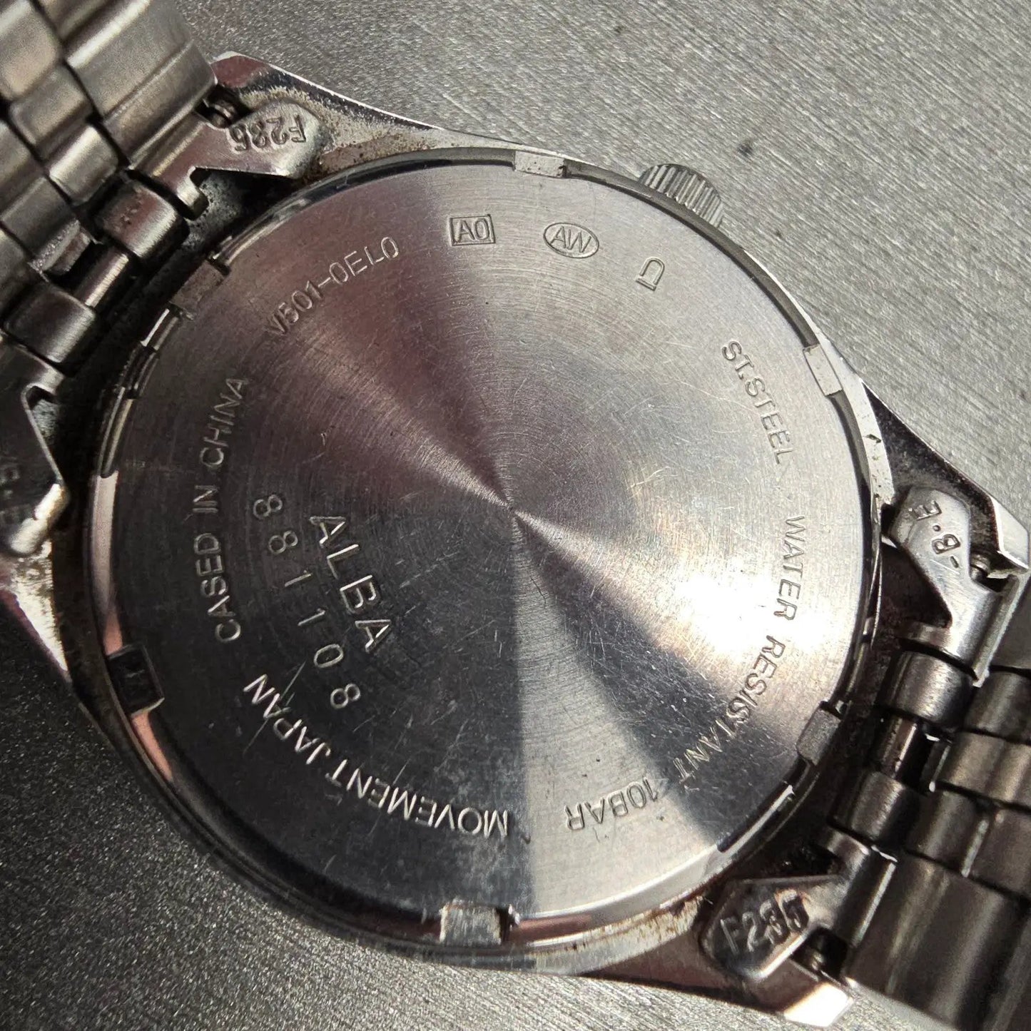 Seiko Alba Watch Men 34mm Silver Dial Silver Tone Round V501-0EL0 New Battery10