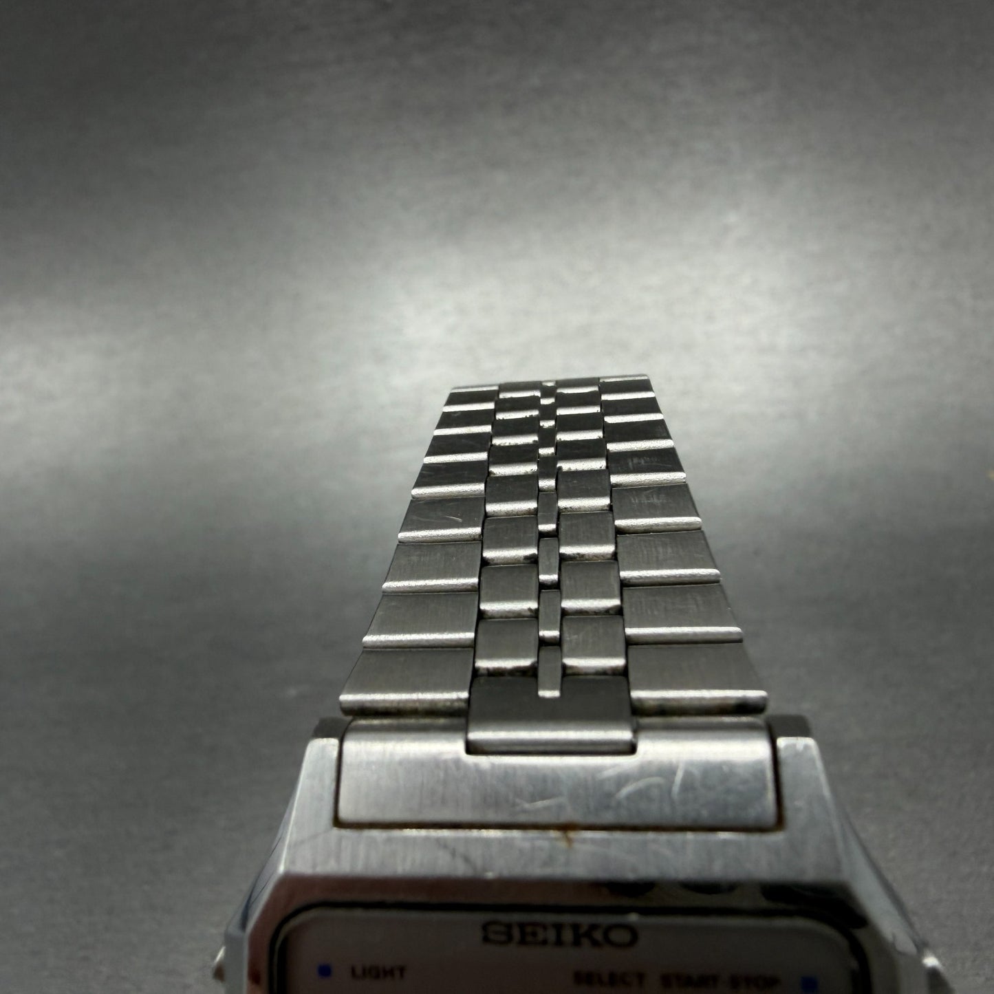 Seiko Digital Watch Men 33mm LCD Silver Tone Alarm Chrono A914-5A09 PARTS5