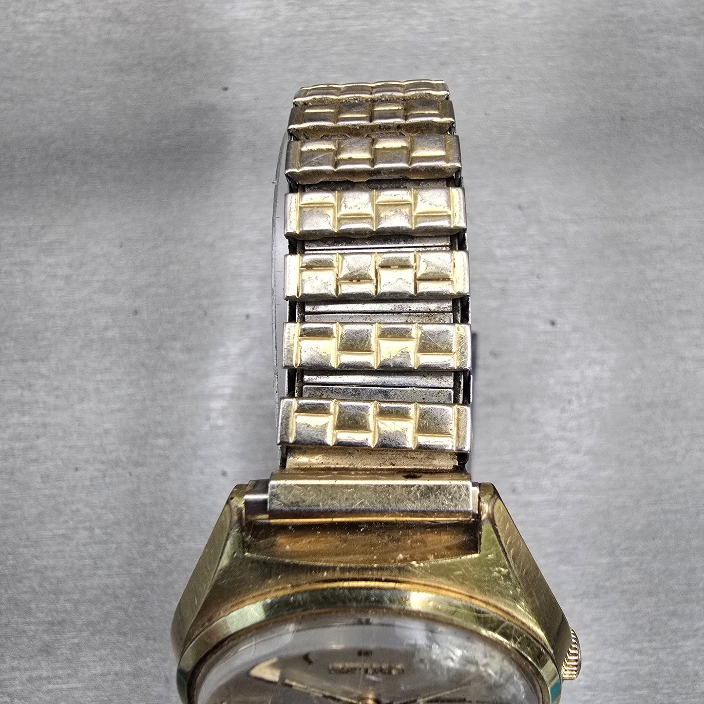 Seiko SQ Watch Men 37mm Silver Dial Gold Tone Daydate Round 0903-7009 New Batt4