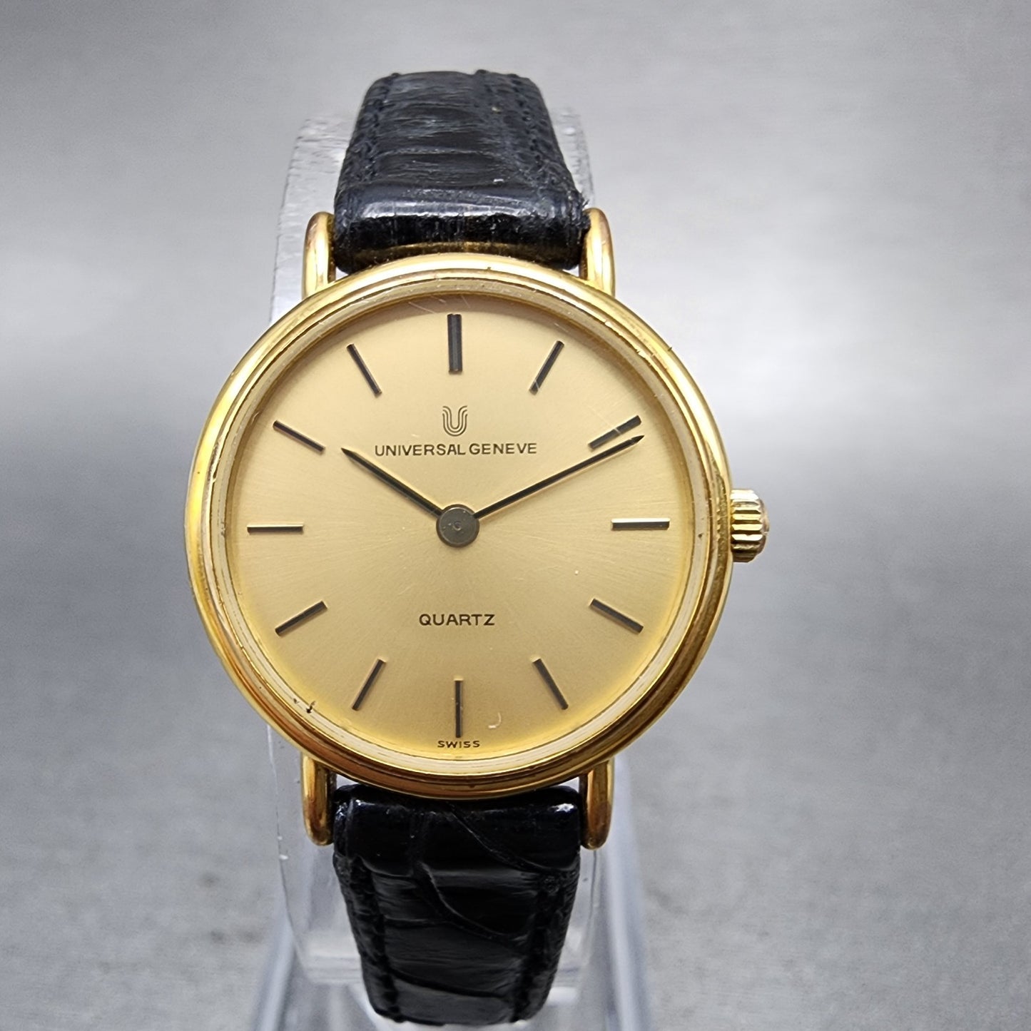 Universal Geneve Watch Women 22mm Gold Dial Gold Tone Round 517.663 New Battery0